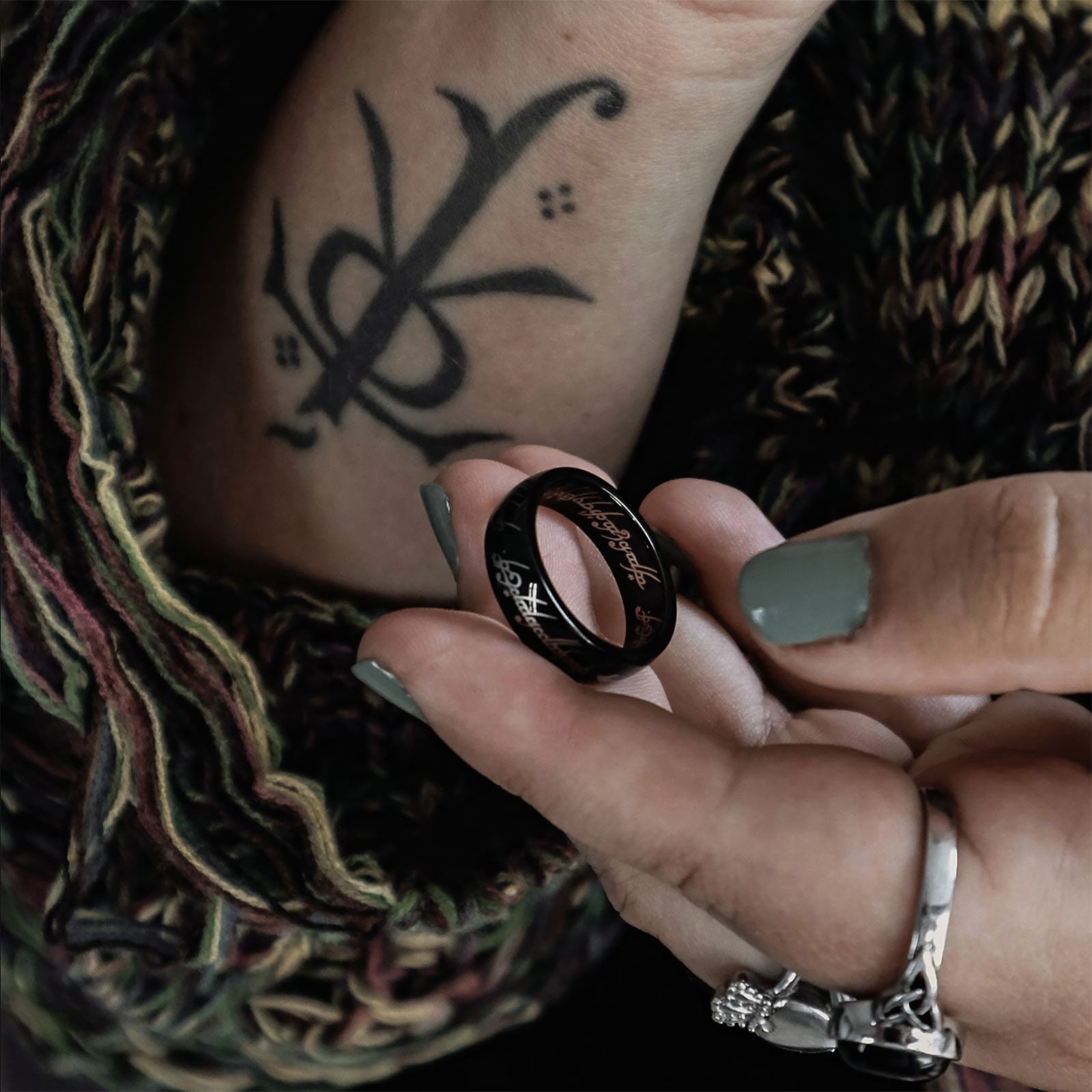 Product image The ONE Ring - Titan Blackline