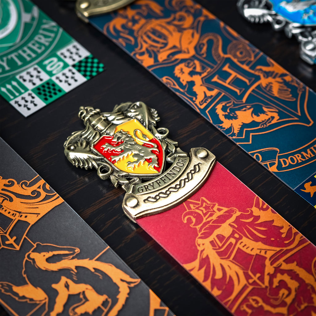 Zdjęcie produktu Harry Potter - Kolekcja zakładek z herbami domów Hogwartu