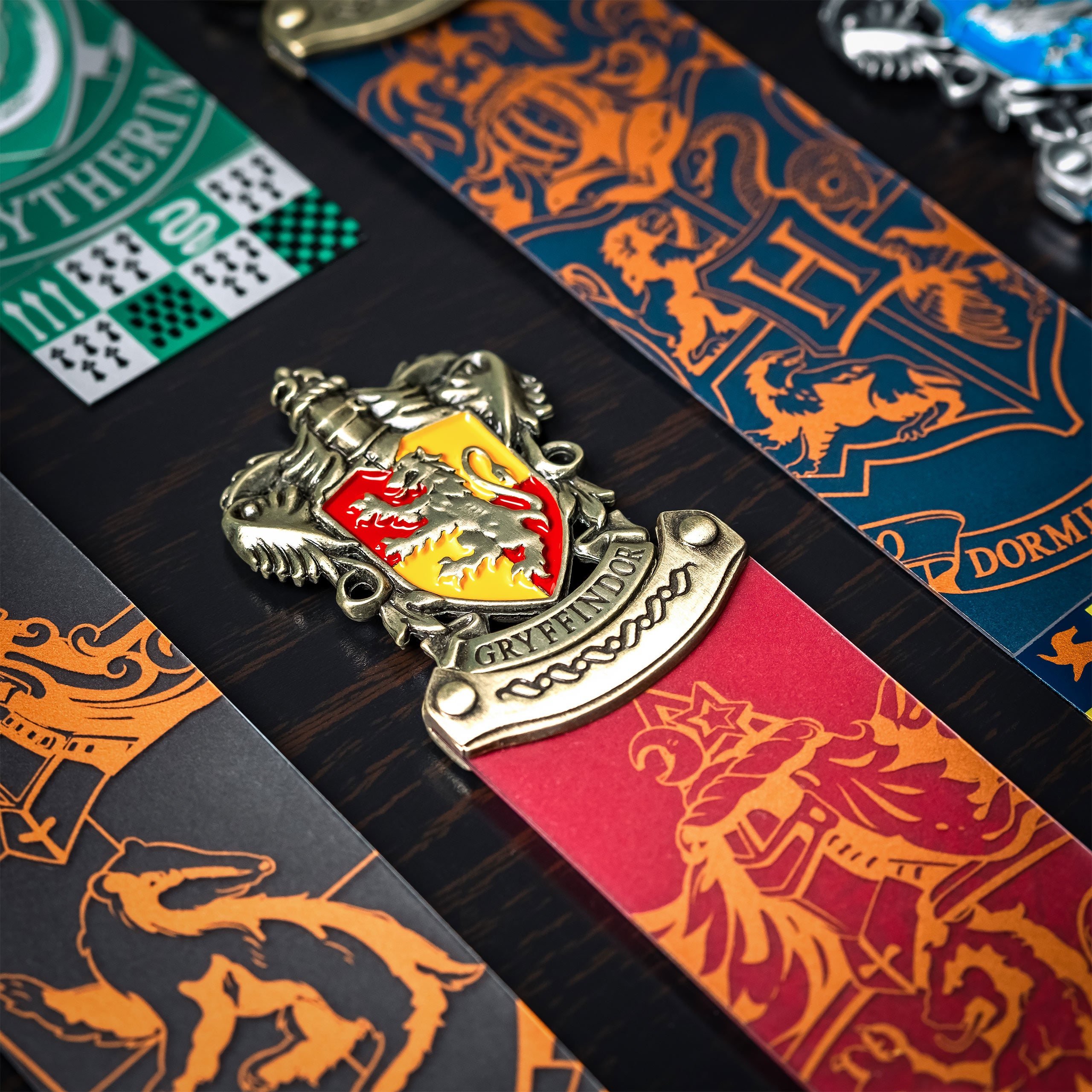 Zdjęcie produktu Harry Potter - Kolekcja zakładek z herbami domów Hogwartu