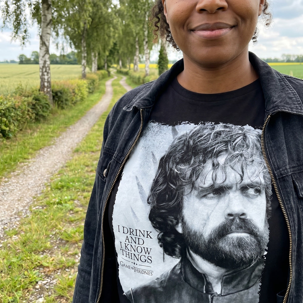 Zdjęcie produktu Game of Thrones - Tyrion Drink And Know Things T-Shirt czarny