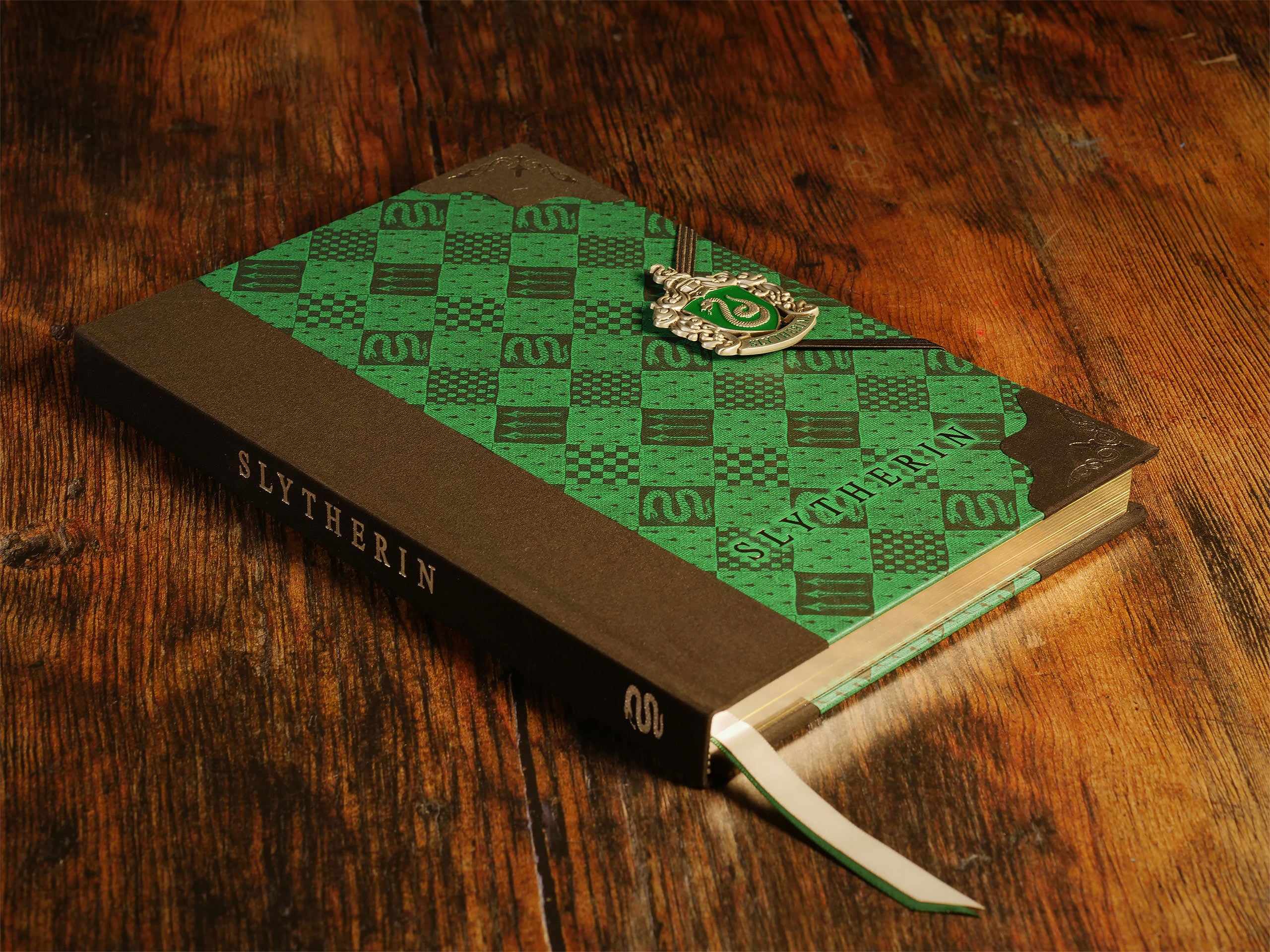 Zdjęcie produktu Harry Potter - Deluxe Notes Slytherin Herb