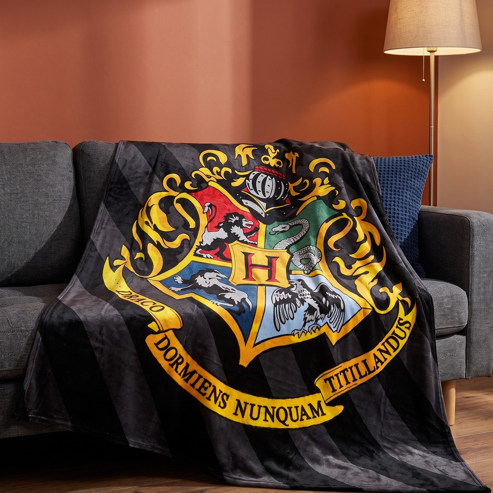 Zdjęcie produktu Harry Potter - Koc z herbem Hogwartu