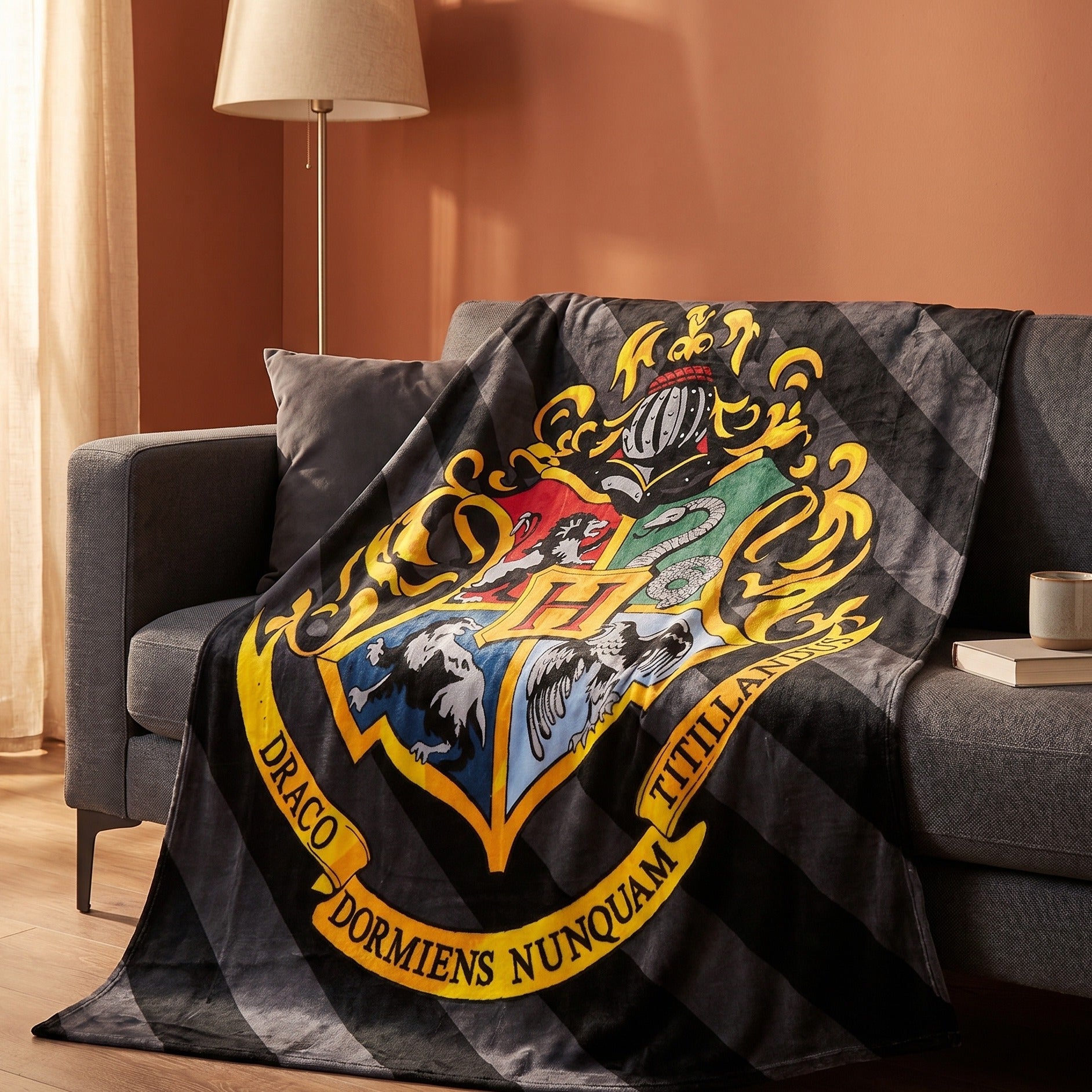 Zdjęcie produktu Harry Potter - Koc z herbem Hogwartu