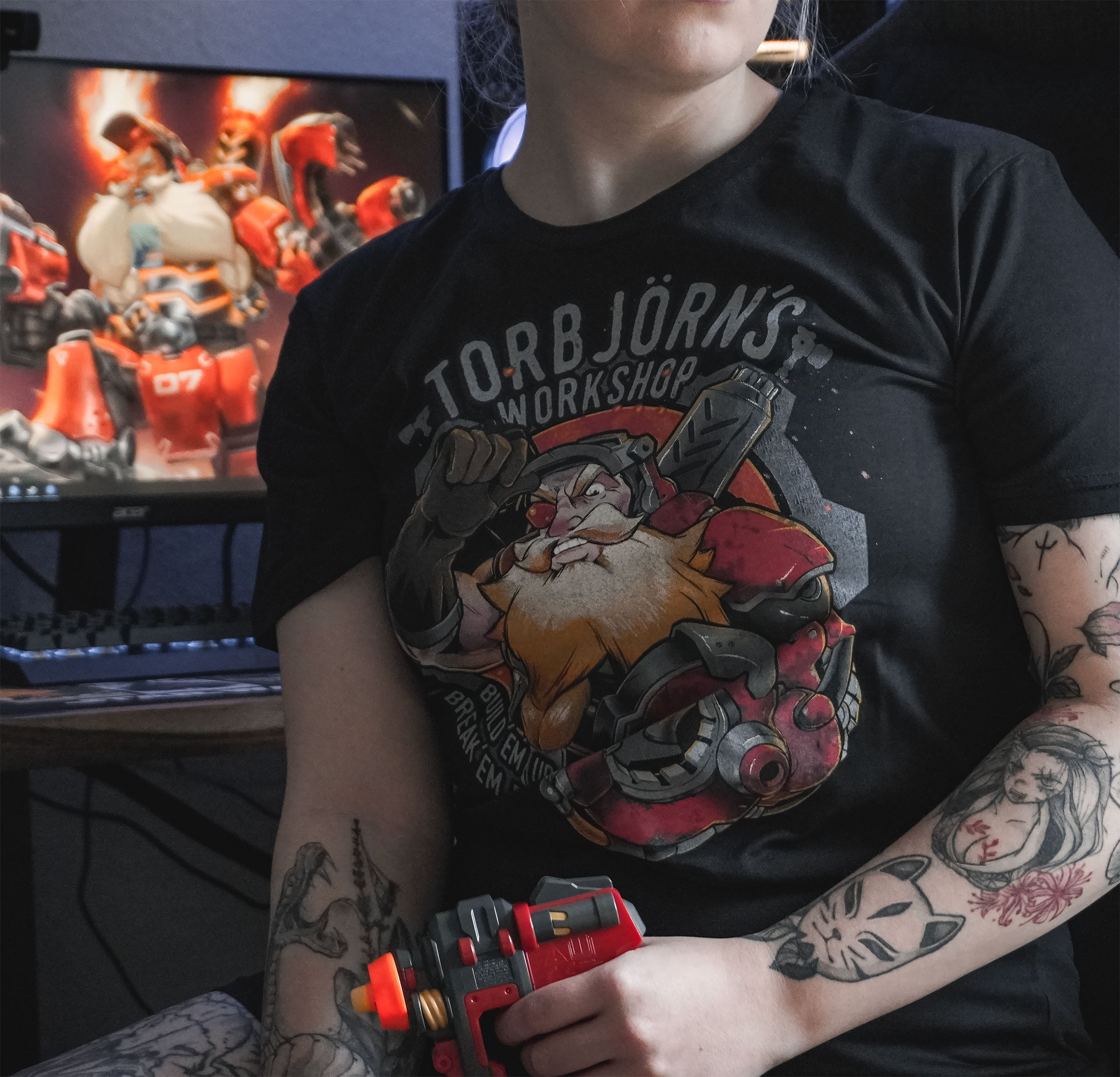 Zdjęcie produktu Overwatch - T-shirt Torbjörna Warsztat czarny