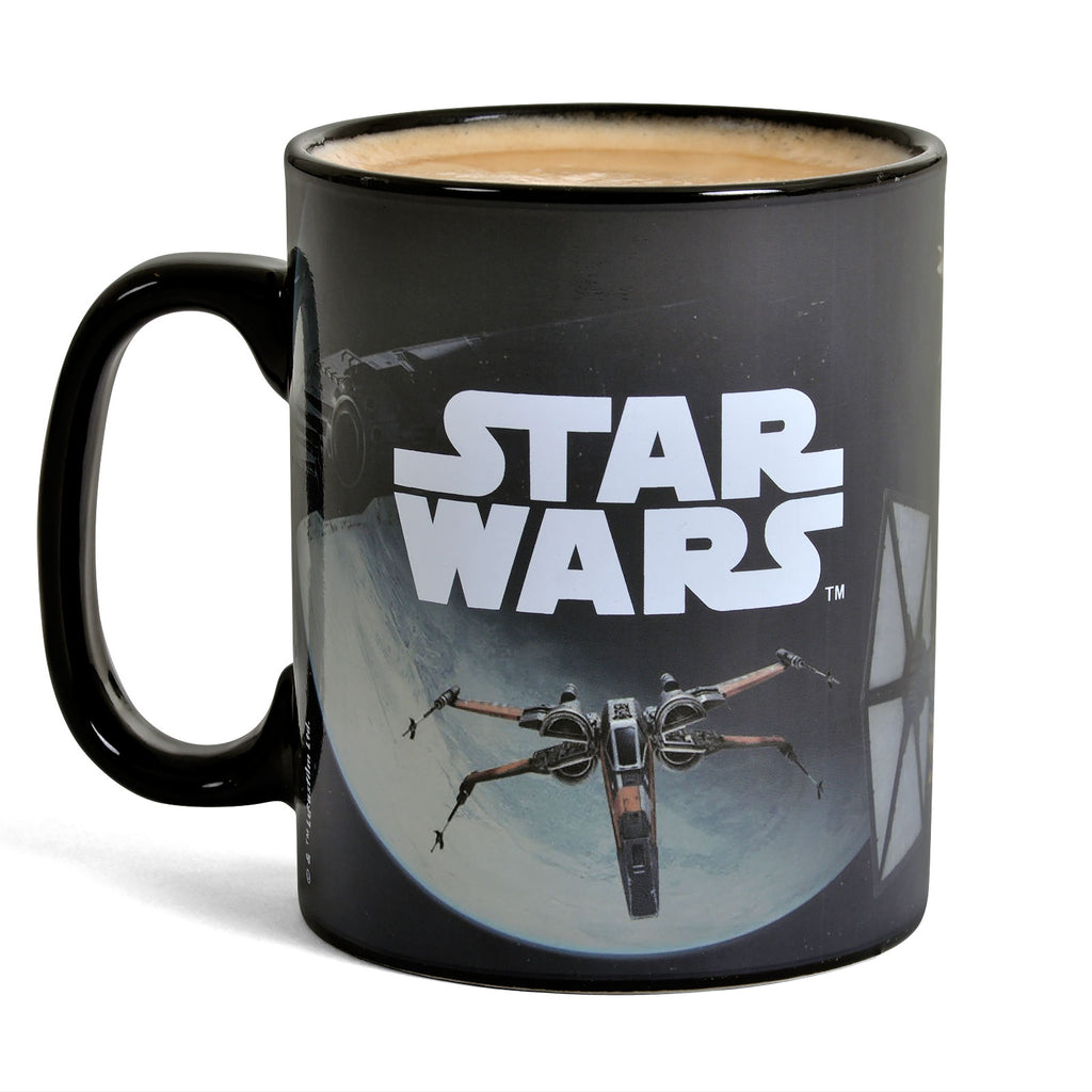 Zdjęcie produktu Star Wars - Kubek termoaktywny Space Battle