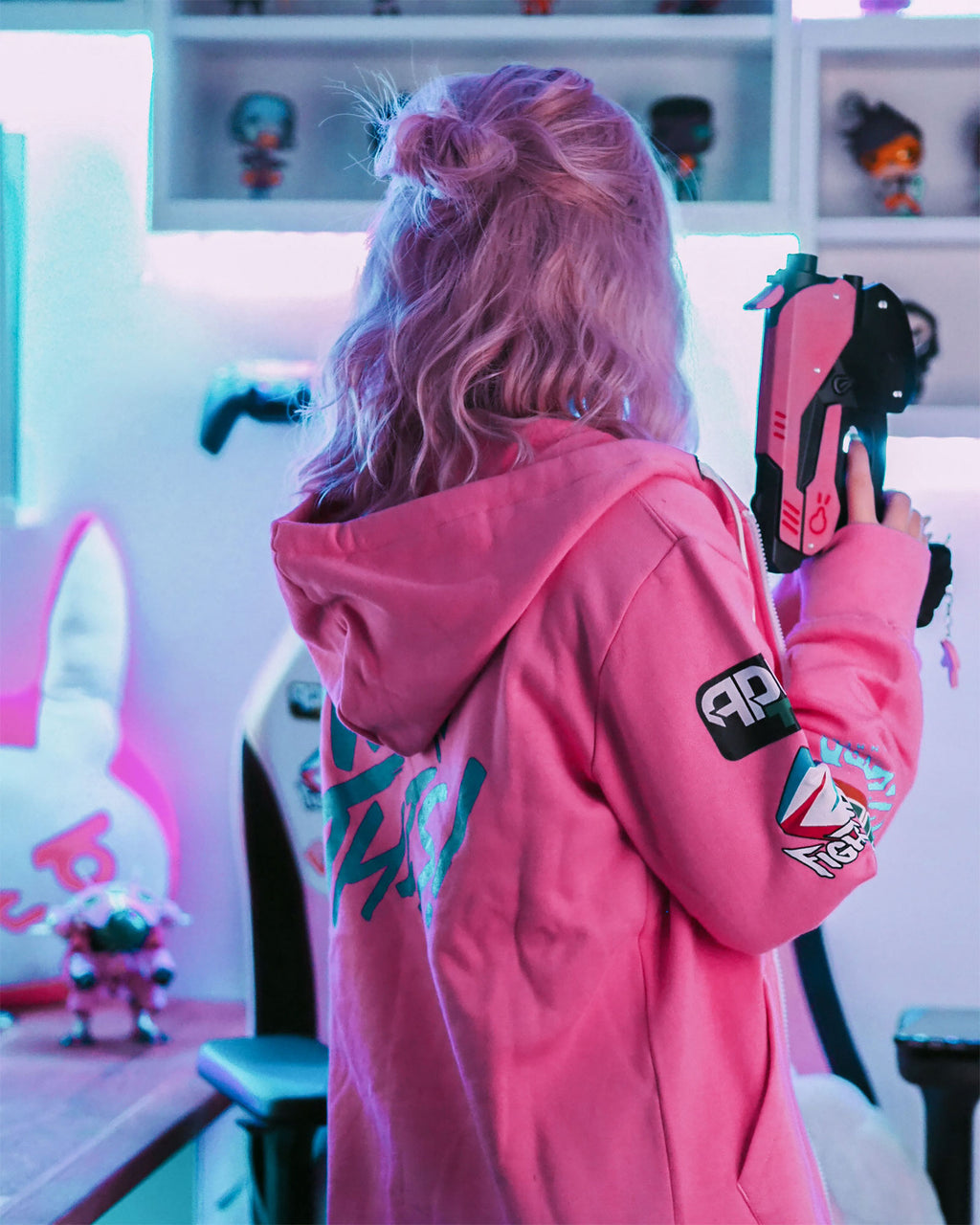 Zdjęcie produktu Overwatch - Ultimate D.VA Bluza z kapturem różowa