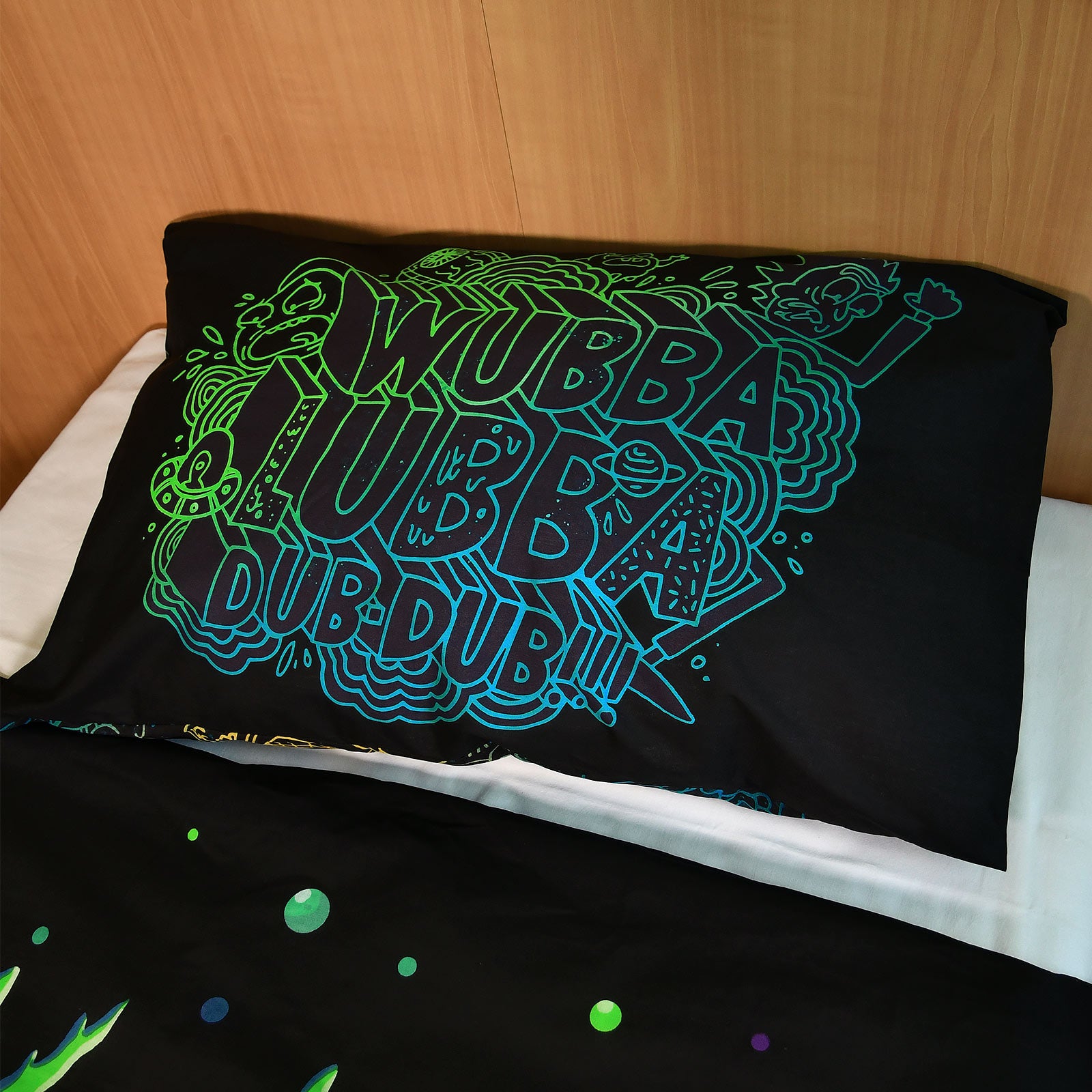 Product image Rick and Morty - Space Cruiser reversible bedding