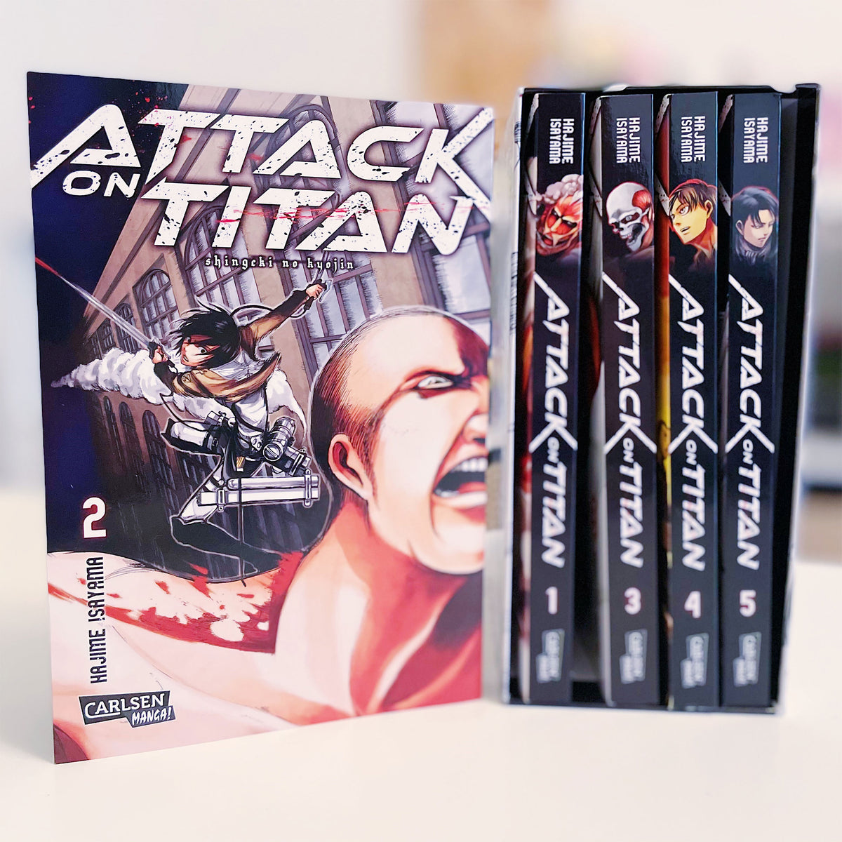 Zdjęcie produktu Attack on Titan - Kolekcjonerskie wydanie tomów 1-5