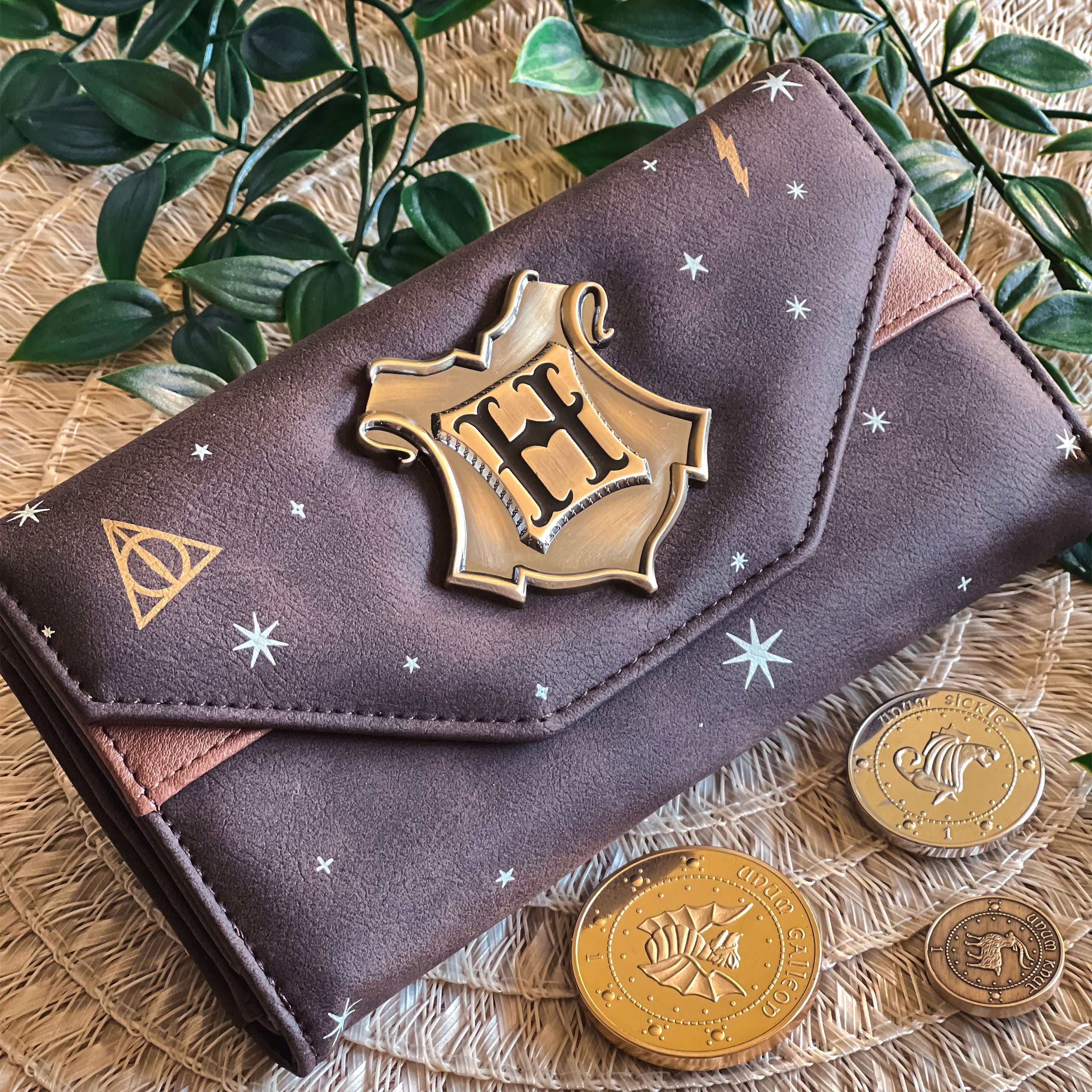 Zdjęcie produktu Harry Potter - Metalowy herb Hogwartu Portfel