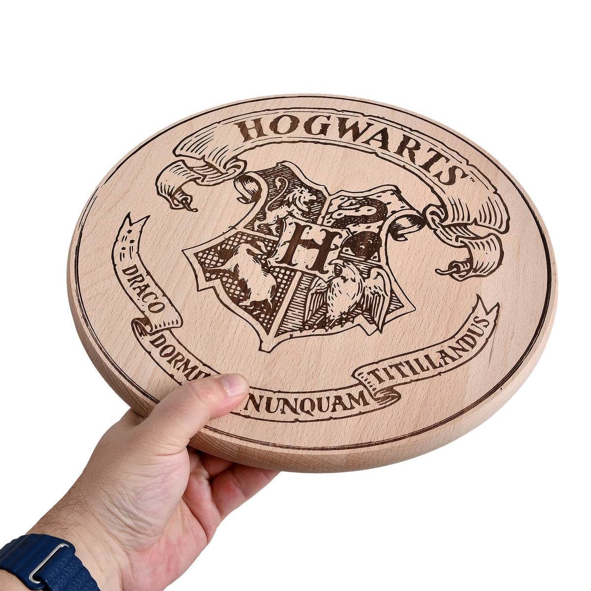 Zdjęcie produktu Harry Potter - Deska do krojenia z herbem Hogwartu Bukowa