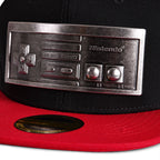 Zdjęcie produktu Nintendo - NES Metalowy Kontroler Snapback Czapka
