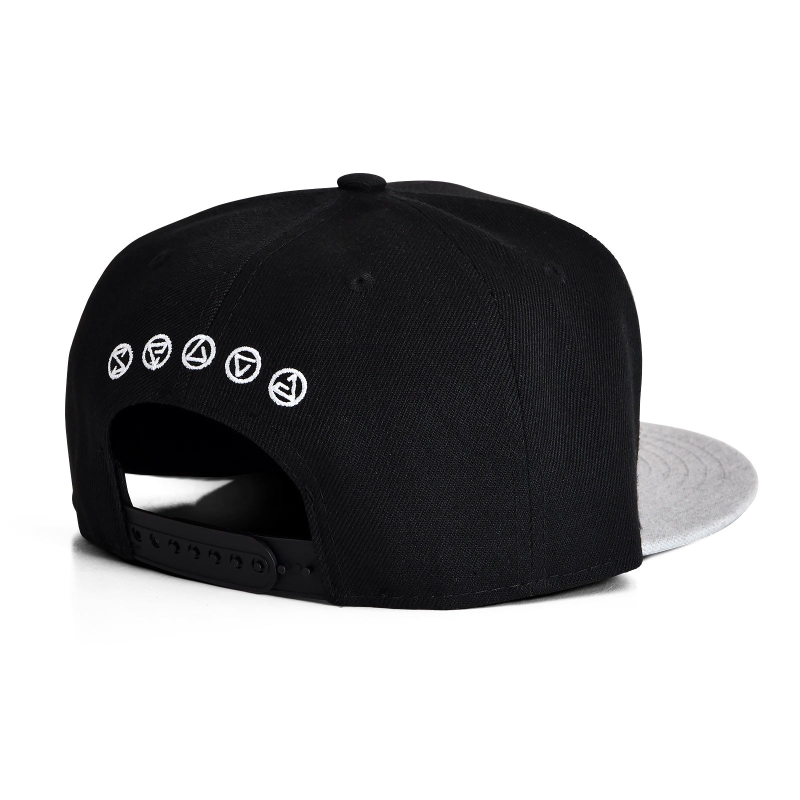 Zdjęcie produktu Wiedźmin - Czapka Snapback z medalionem wilka