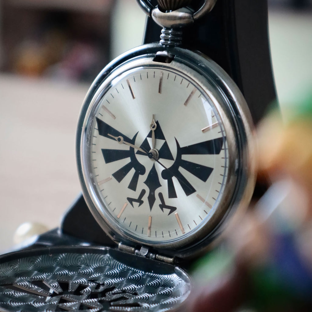 Zdjęcie produktu Zelda - Kieszonkowy zegarek z logo Hyrule