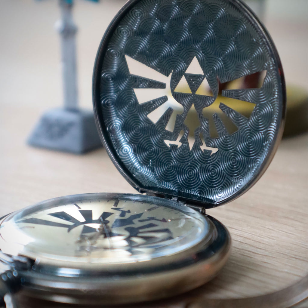 Zdjęcie produktu Zelda - Kieszonkowy zegarek z logo Hyrule