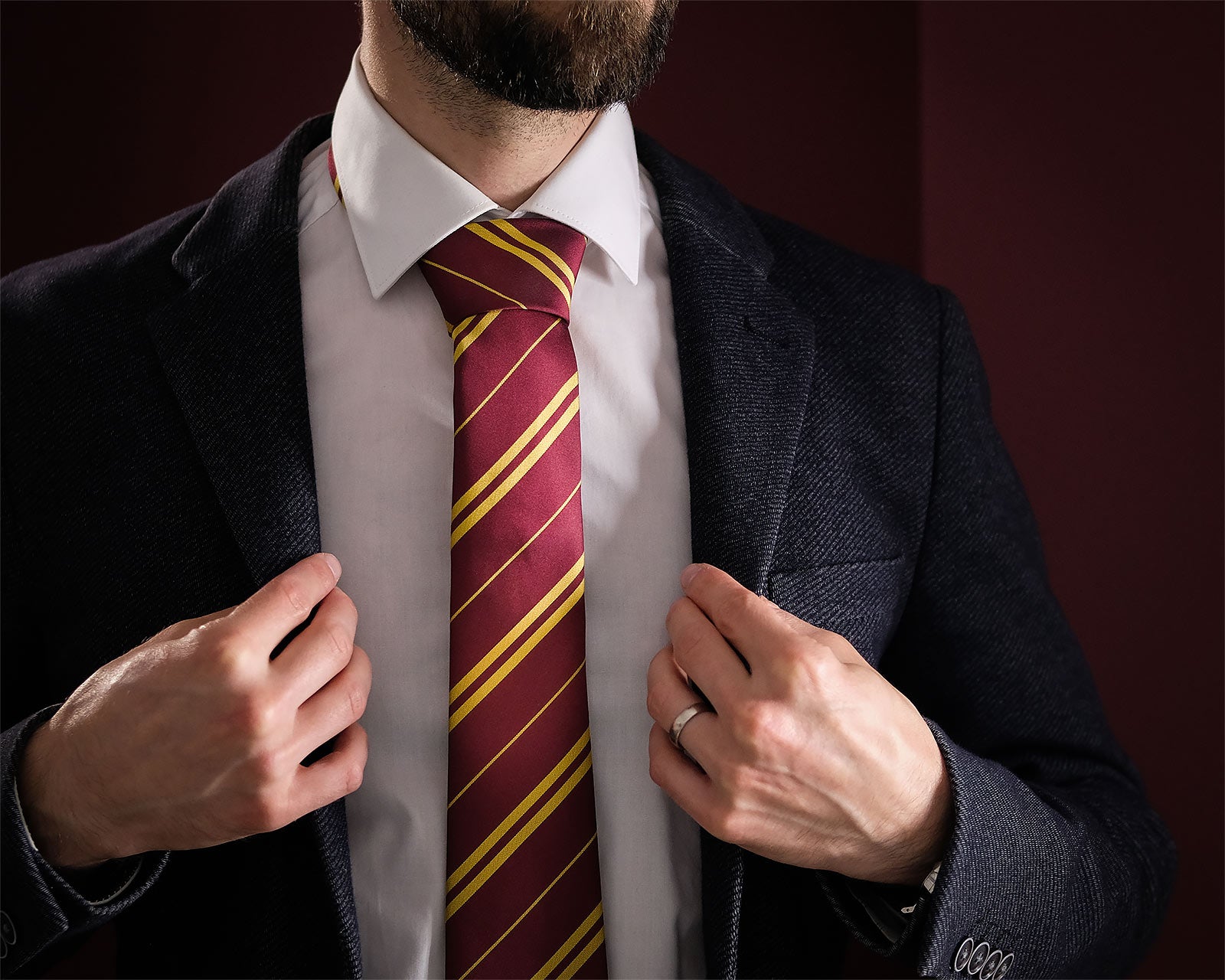 Zdjęcie produktu Harry Potter - Krawat Gryffindor z pudełkiem prezentowym