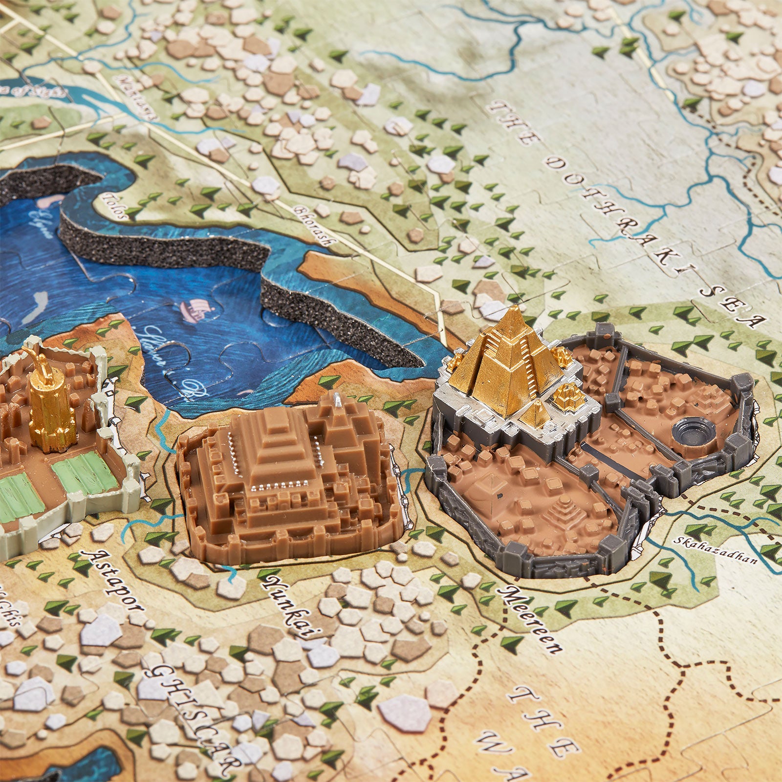 Zdjęcie produktu Gra o Tron - Westeros i Essos 4D Puzzle