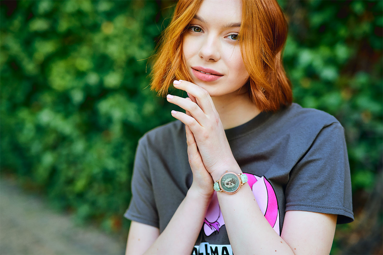 Product image Alice in Wonderland - Always Curious Wristwatch