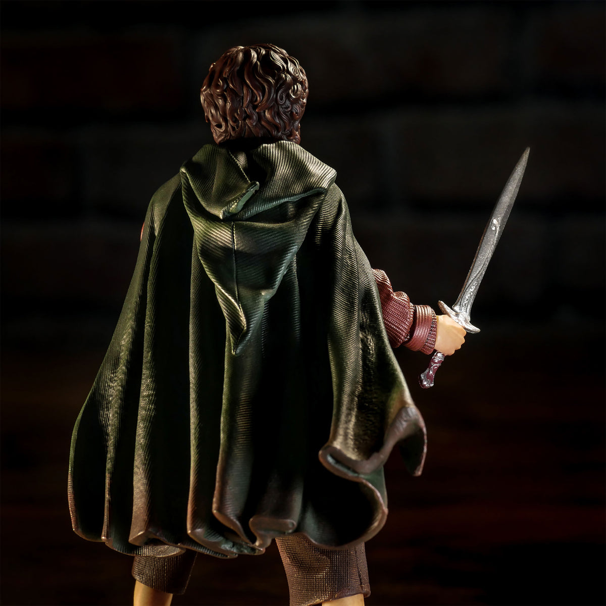 Zdjęcie produktu Władca Pierścieni - Frodo BDS Art Scale Deluxe Statua 14 cm