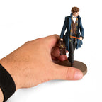 Zdjęcie produktu Newt Scamander Hero Collector Figurka 12 cm - Fantastyczne Zwierzęta