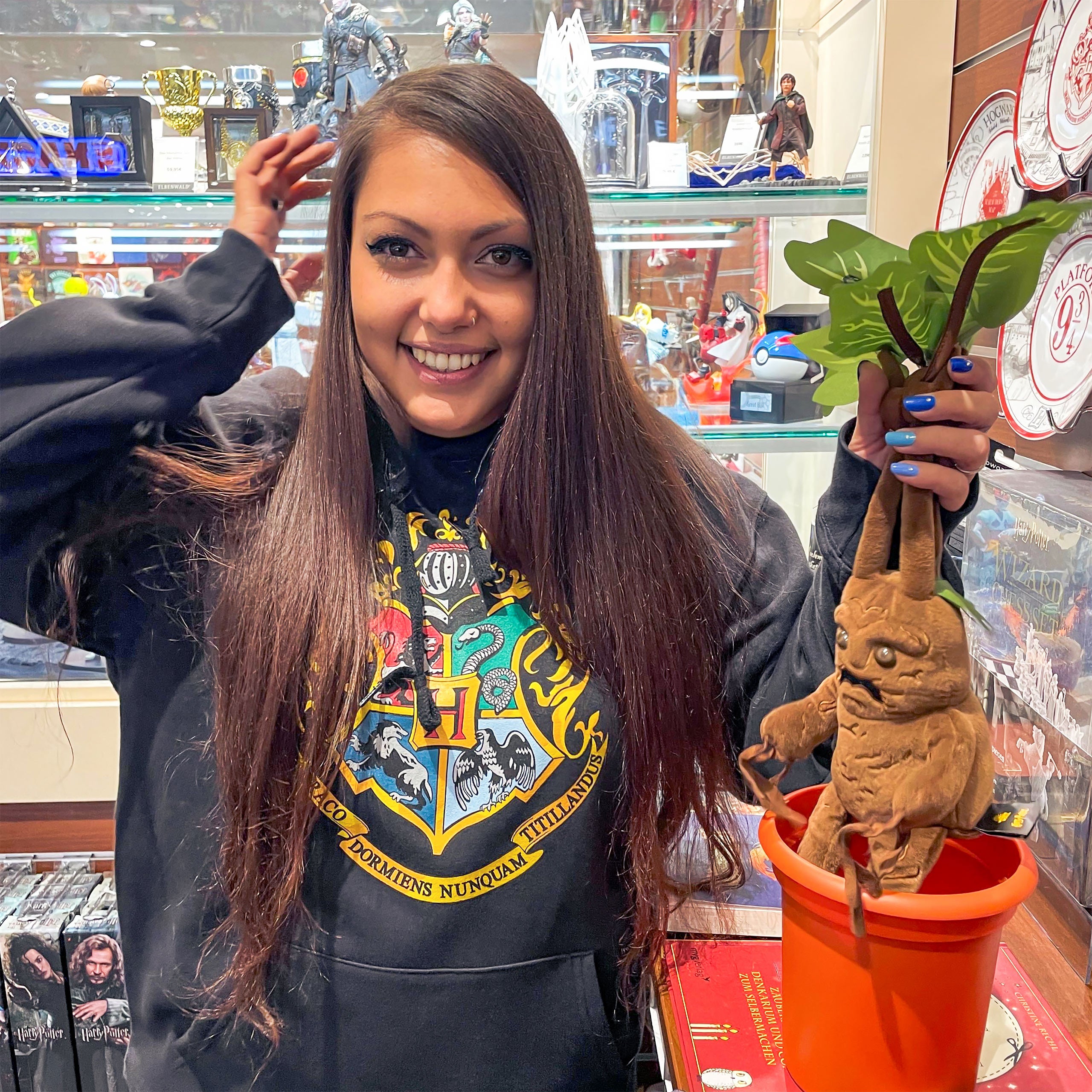 Zdjęcie produktu Harry Potter - Pluszowa Mandragora z dźwiękiem 35 cm