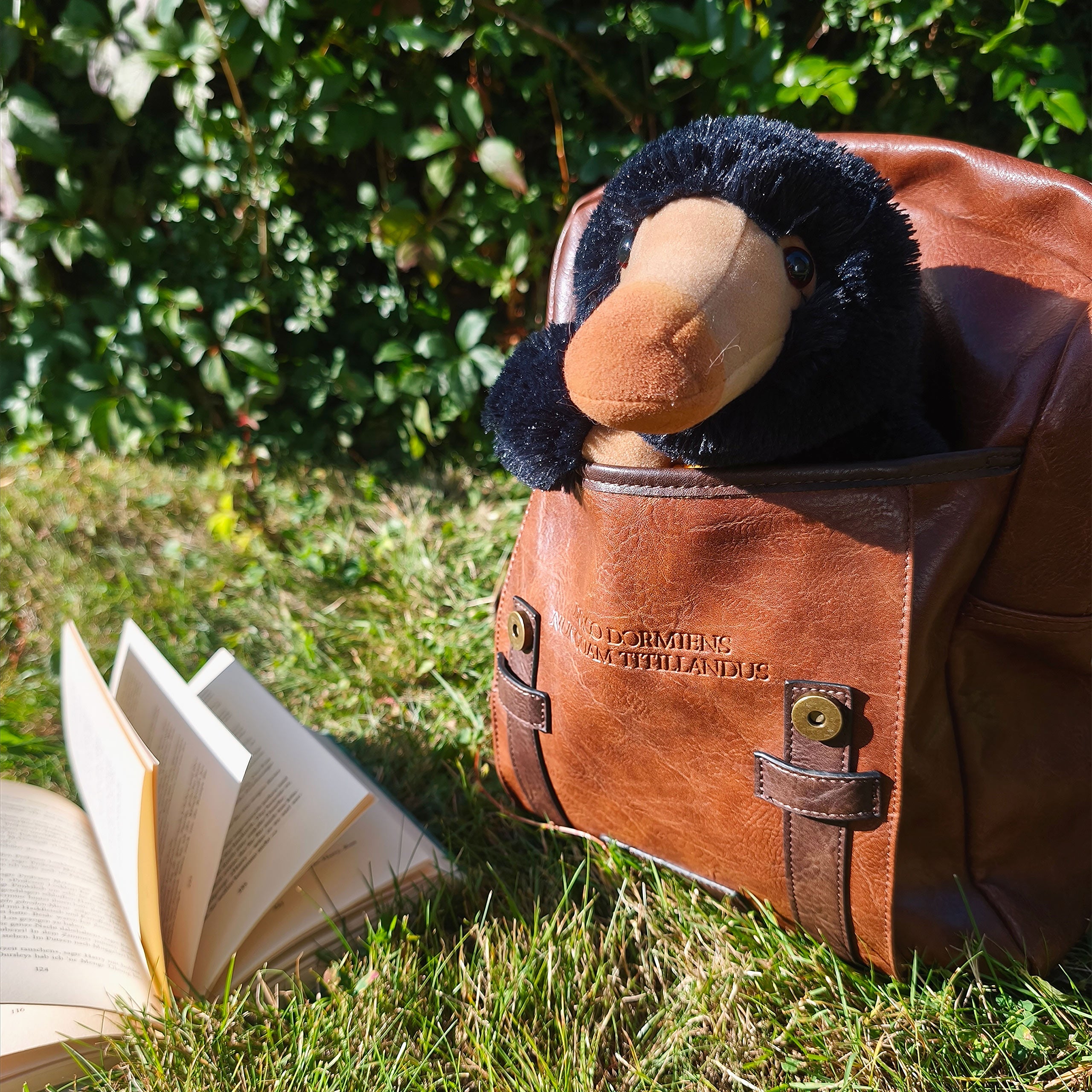 Zdjęcie produktu Niffler Pluszowa Figurka 25 cm - Fantastyczne Zwierzęta
