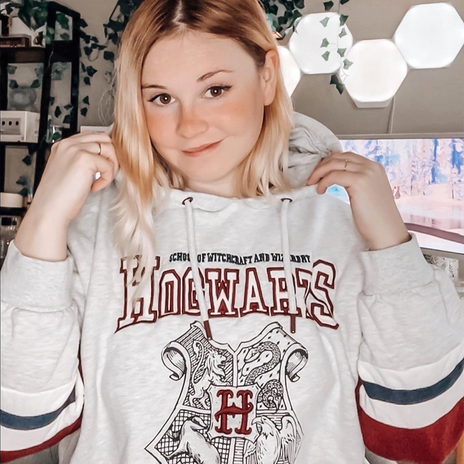 Zdjęcie produktu Harry Potter - Crop Hoodie Szkoła Hogwartu Damski szary