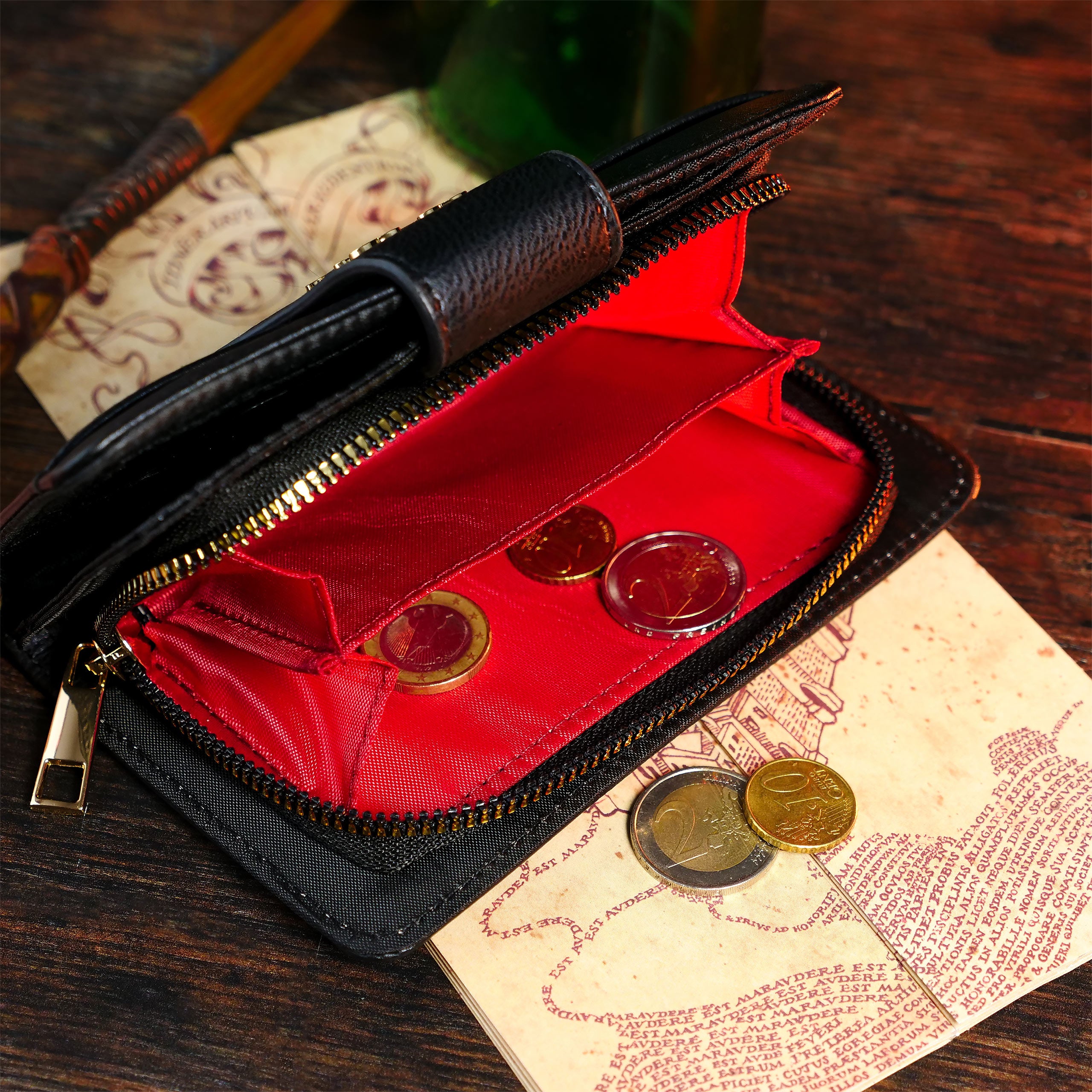 Product image Harry Potter - Hogwarts School Wallet Black