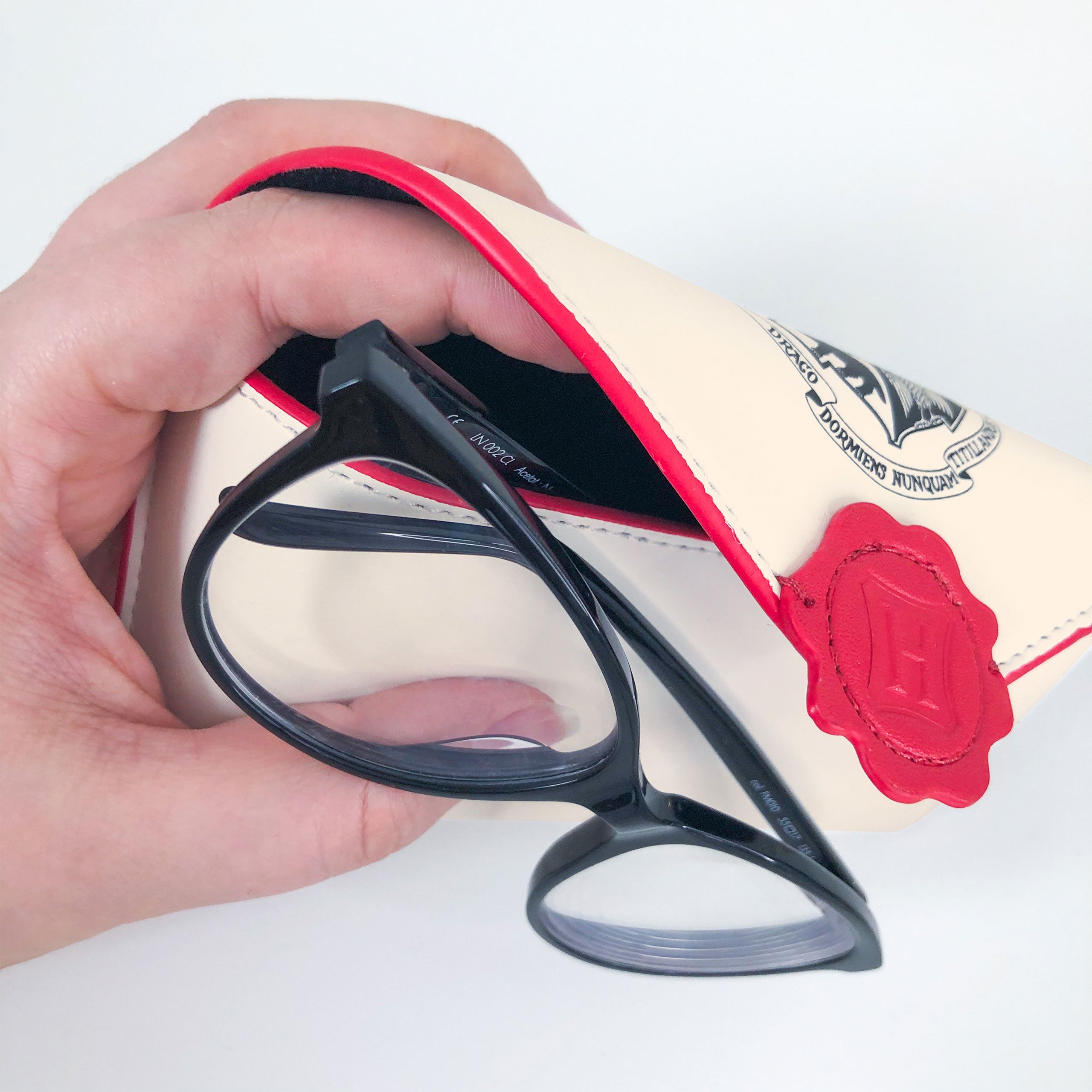 Product image Harry Potter - Hogwarts Letter Glasses Case