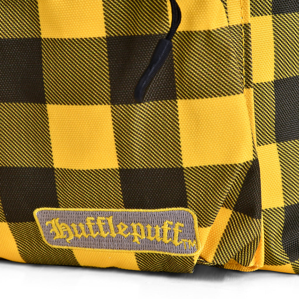 Zdjęcie produktu Harry Potter - Plecak w kratę z herbem Hufflepuff