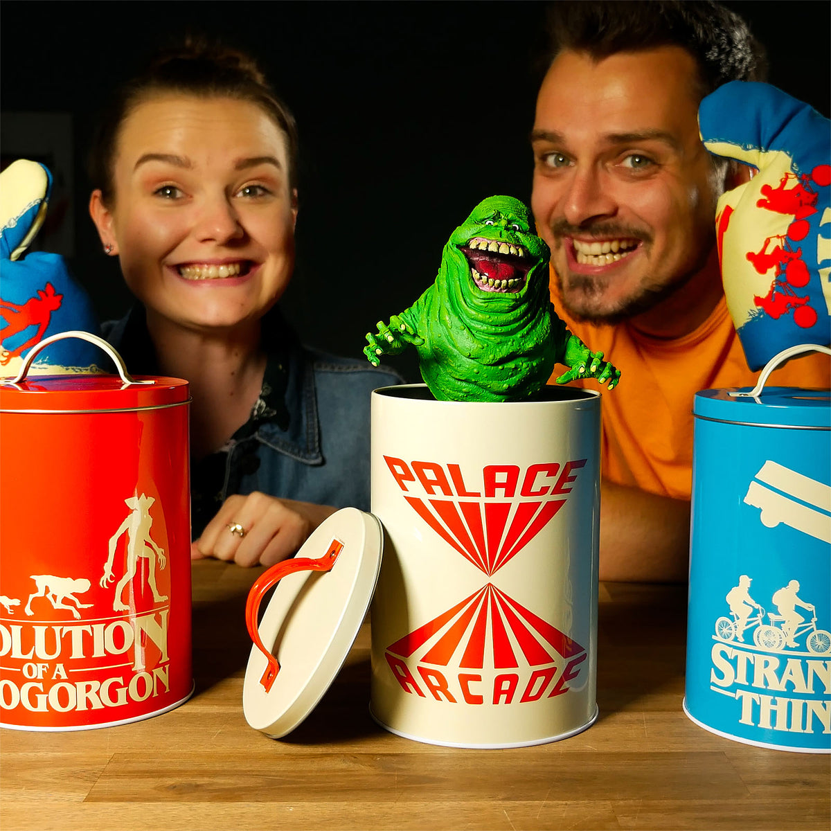 Zdjęcie produktu Stranger Things - Zestaw 3 puszek z sylwetkami
