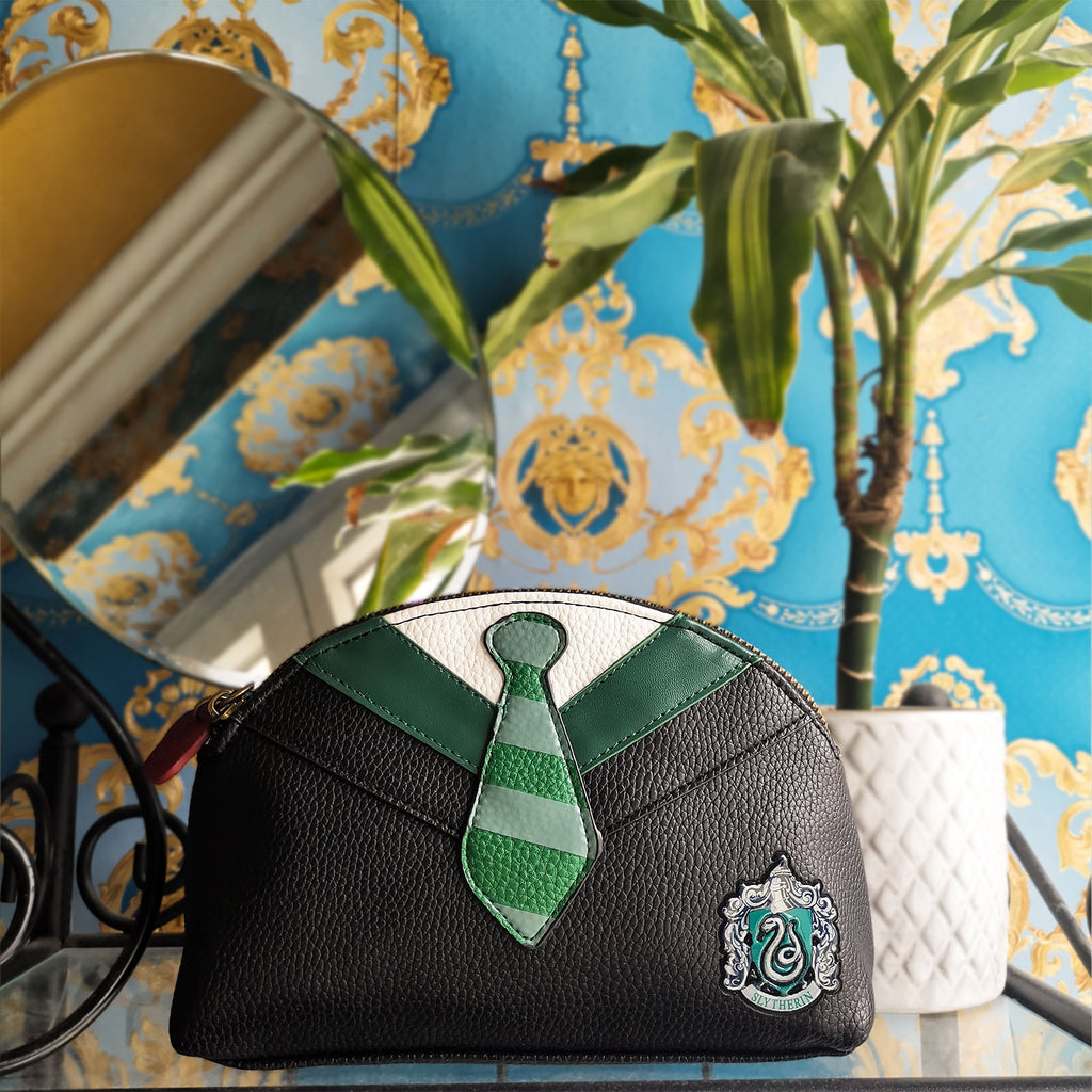 Product image Harry Potter - Slytherin Suit & Tie Cosmetic Bag