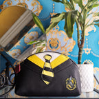 Zdjęcie produktu Harry Potter - Kosmetyczka Hufflepuff Suit & Tie