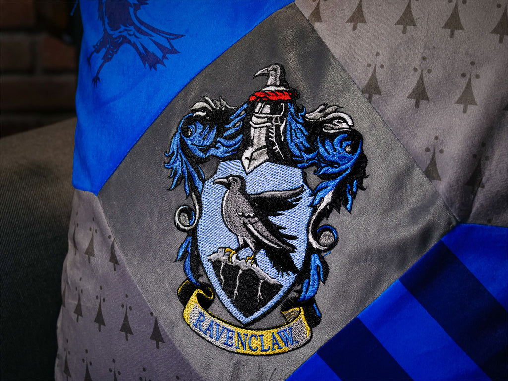 Zdjęcie produktu Harry Potter - Poduszka Ravenclaw z frędzlami deluxe