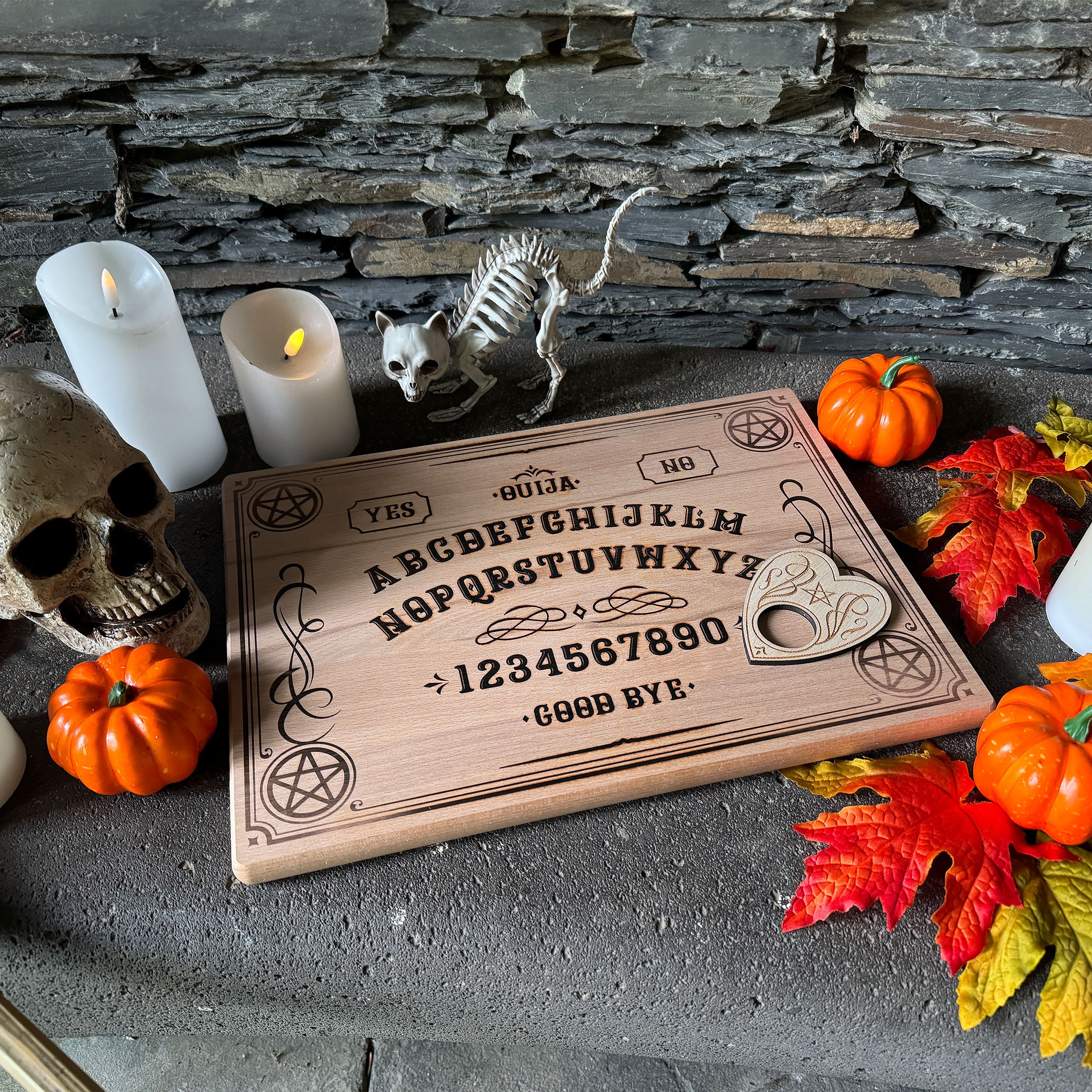 Zdjęcie produktu Deska Ouija z drewna bukowego dla fanów Supernatural