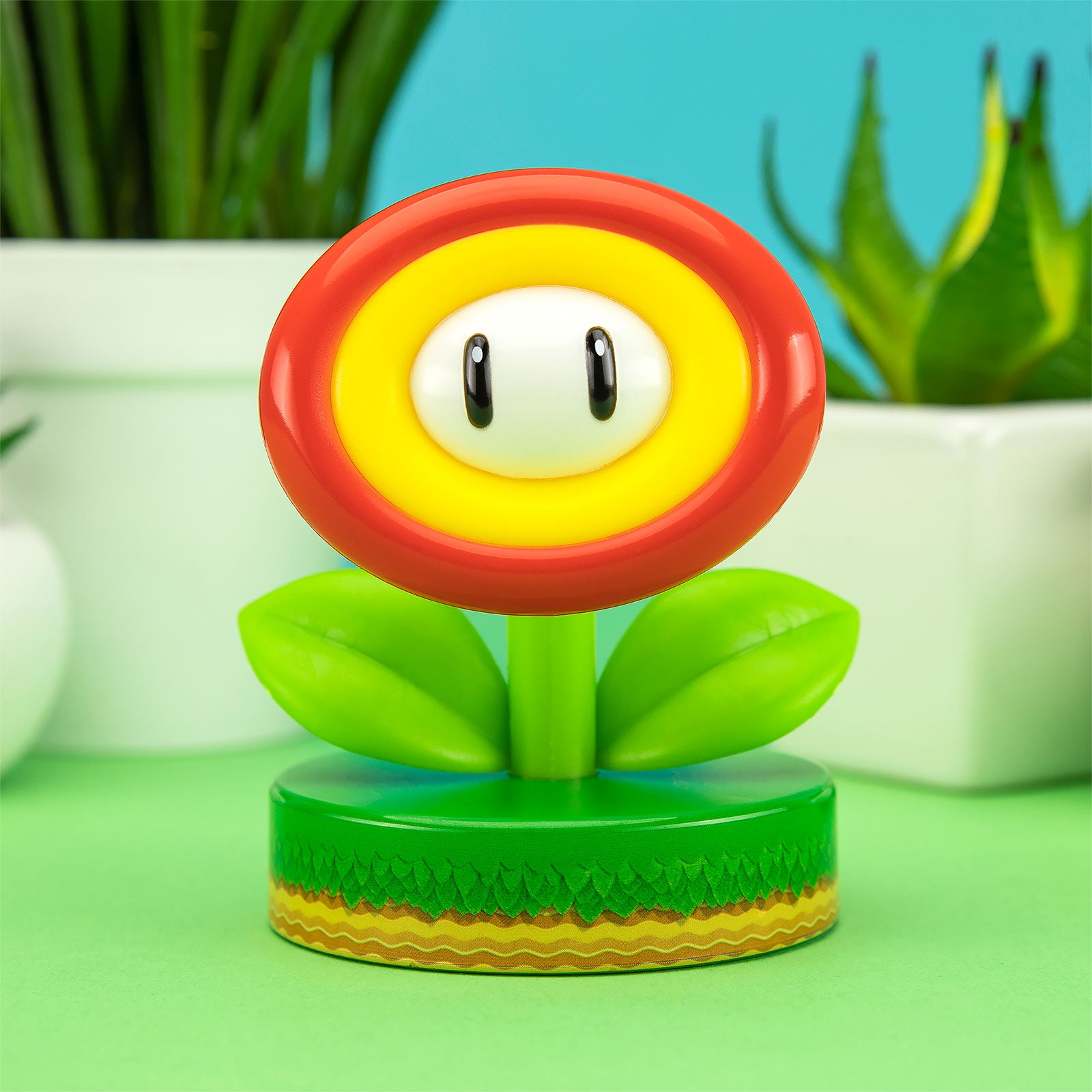 Zdjęcie produktu Super Mario - Lampa stołowa 3D z motywem Kwiatu Ognia