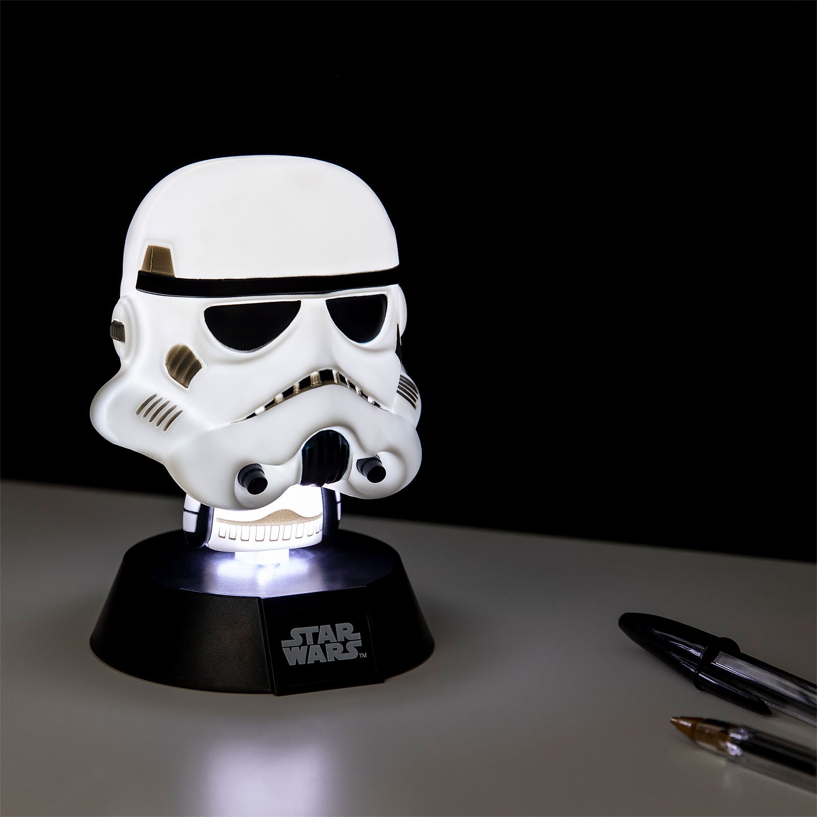 Zdjęcie produktu Star Wars - Stormtrooper Icons 3D Lampa Stołowa