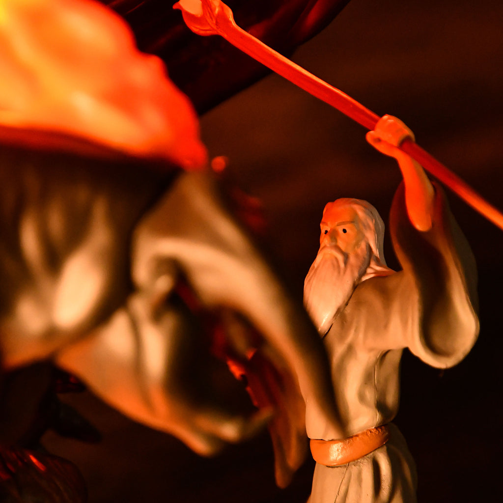 Zdjęcie produktu Władca Pierścieni - Balrog kontra Gandalf lampka stołowa