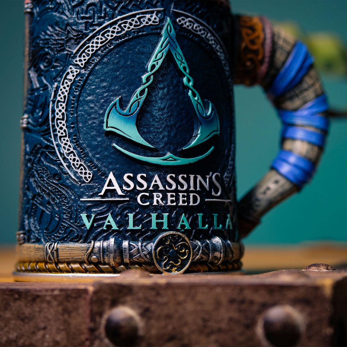 Zdjęcie produktu Assassin's Creed - Valhalla Logo Krug deluxe
