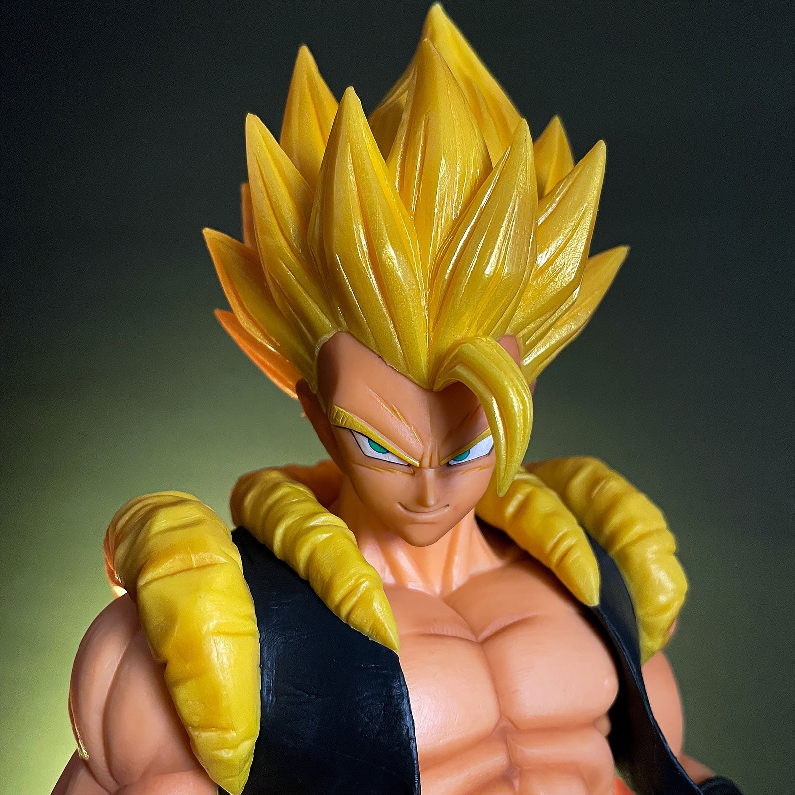 Product image Dragon Ball Super - Gogeta Grandista Nero Figure 27 cm