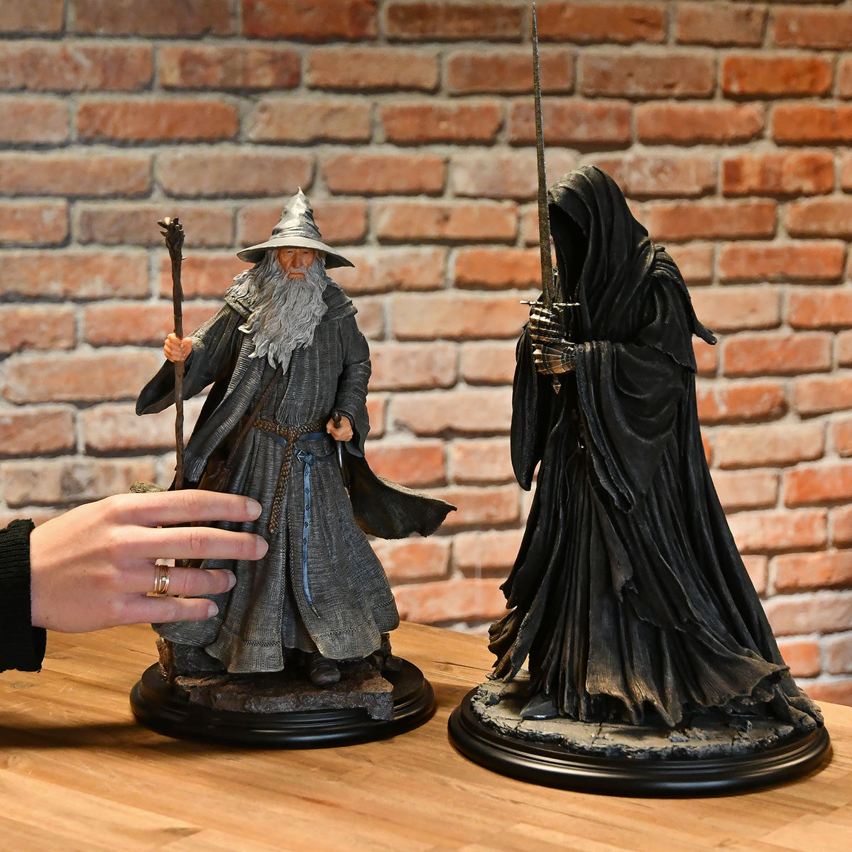 Zdjęcie produktu Władca Pierścieni - Nazgûl Classic Series Figurka Deluxe 46 cm