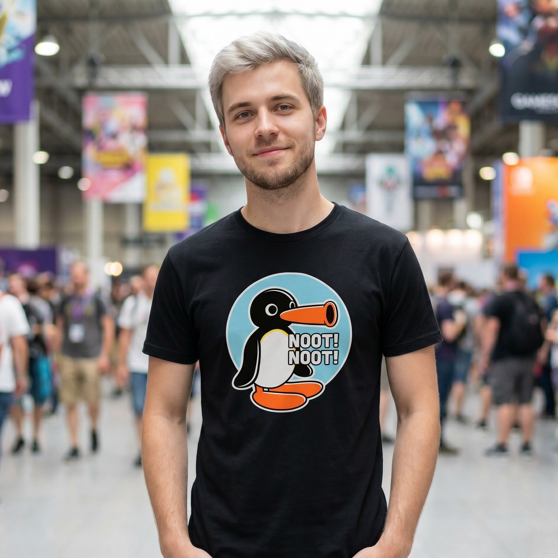 Product image Noot Noot T-Shirt for Pingu Fans black