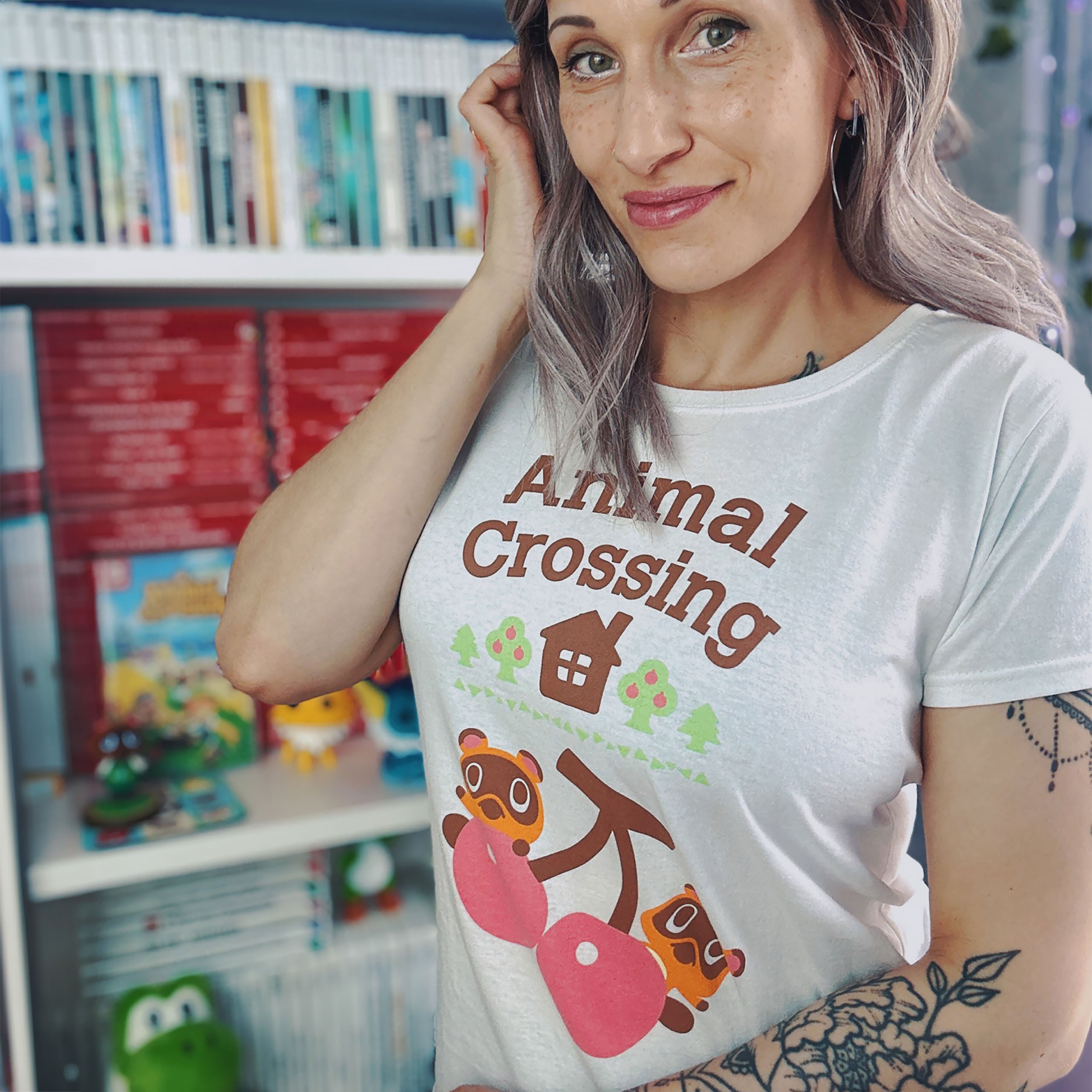 Zdjęcie produktu Animal Crossing - Koszulka damska z Nepp i Schlepp, biała