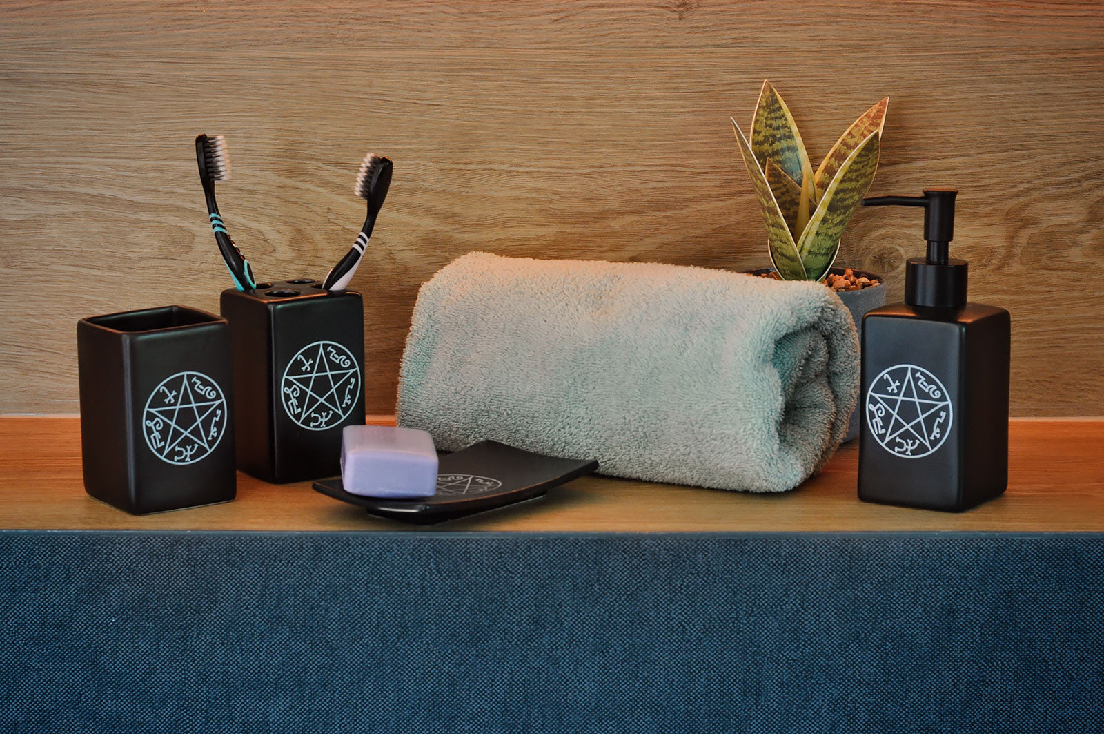 Product image Supernatural - Devil's Trap Bathroom Set 4-piece