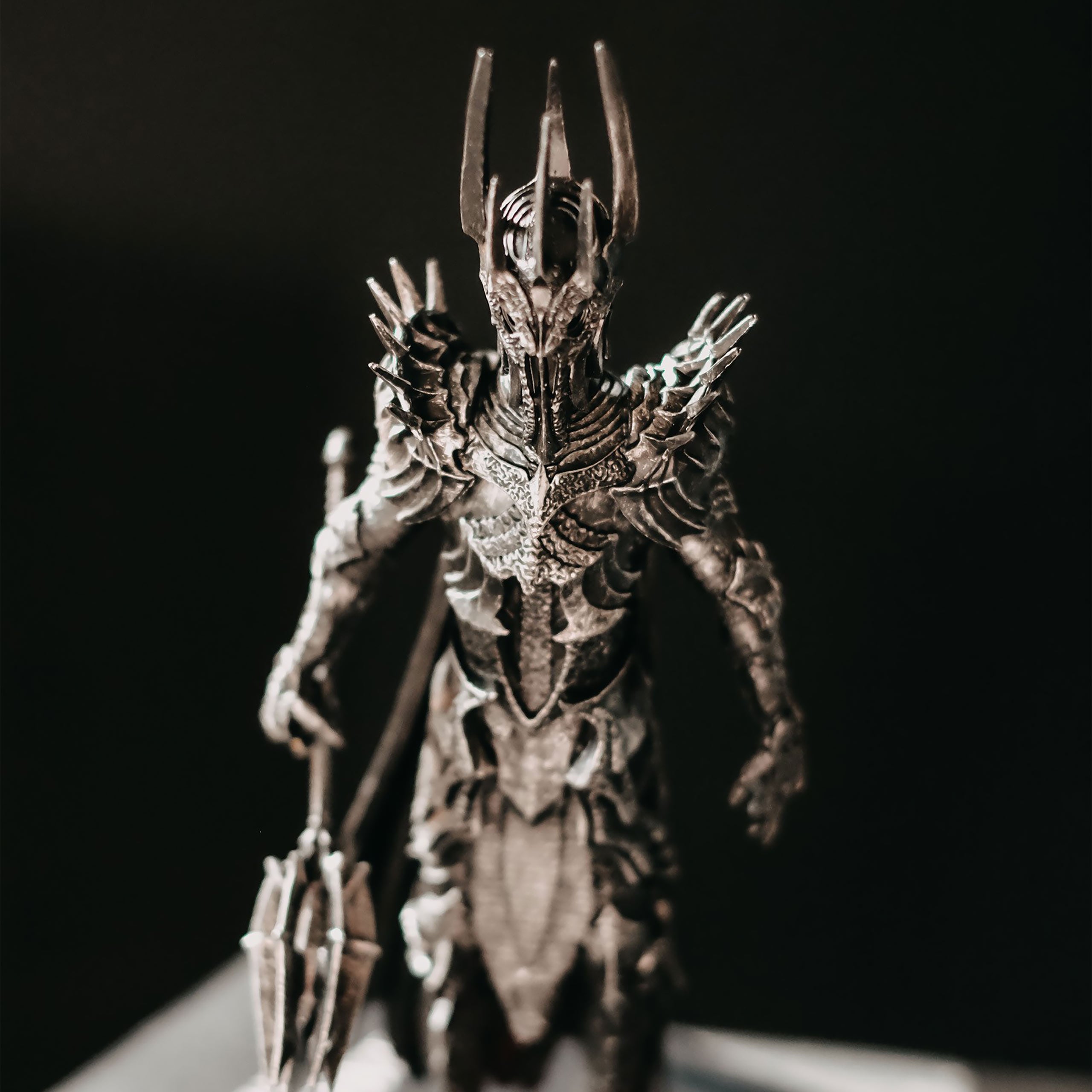 Zdjęcie produktu Władca Pierścieni - Figura Saurona Bendyfigs 20 cm