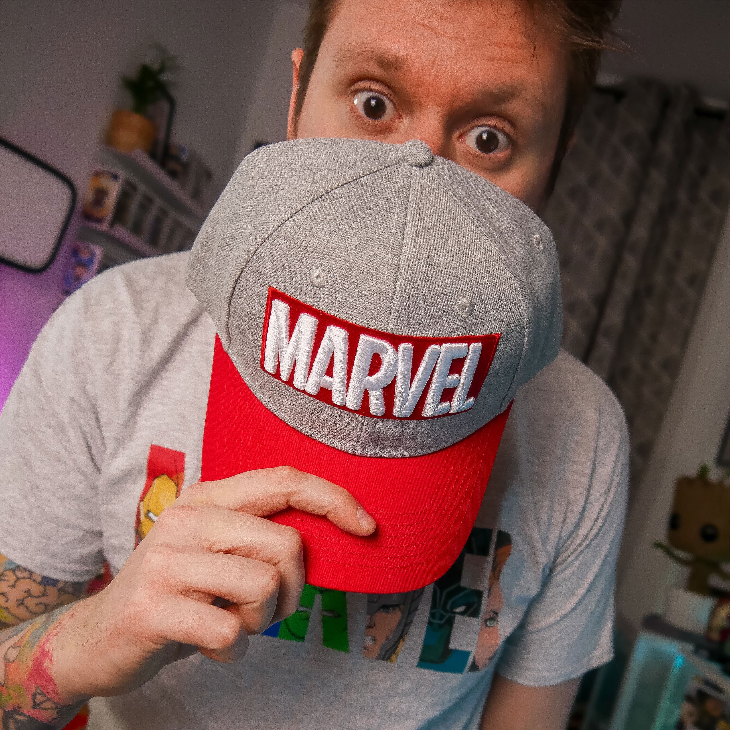 Product image Marvel - Logo Baseball Cap grey-red