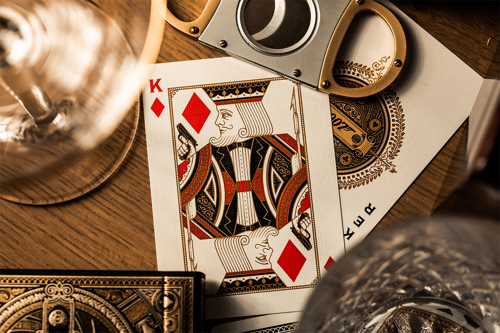 Zdjęcie produktu Gra karciana James Bond 007