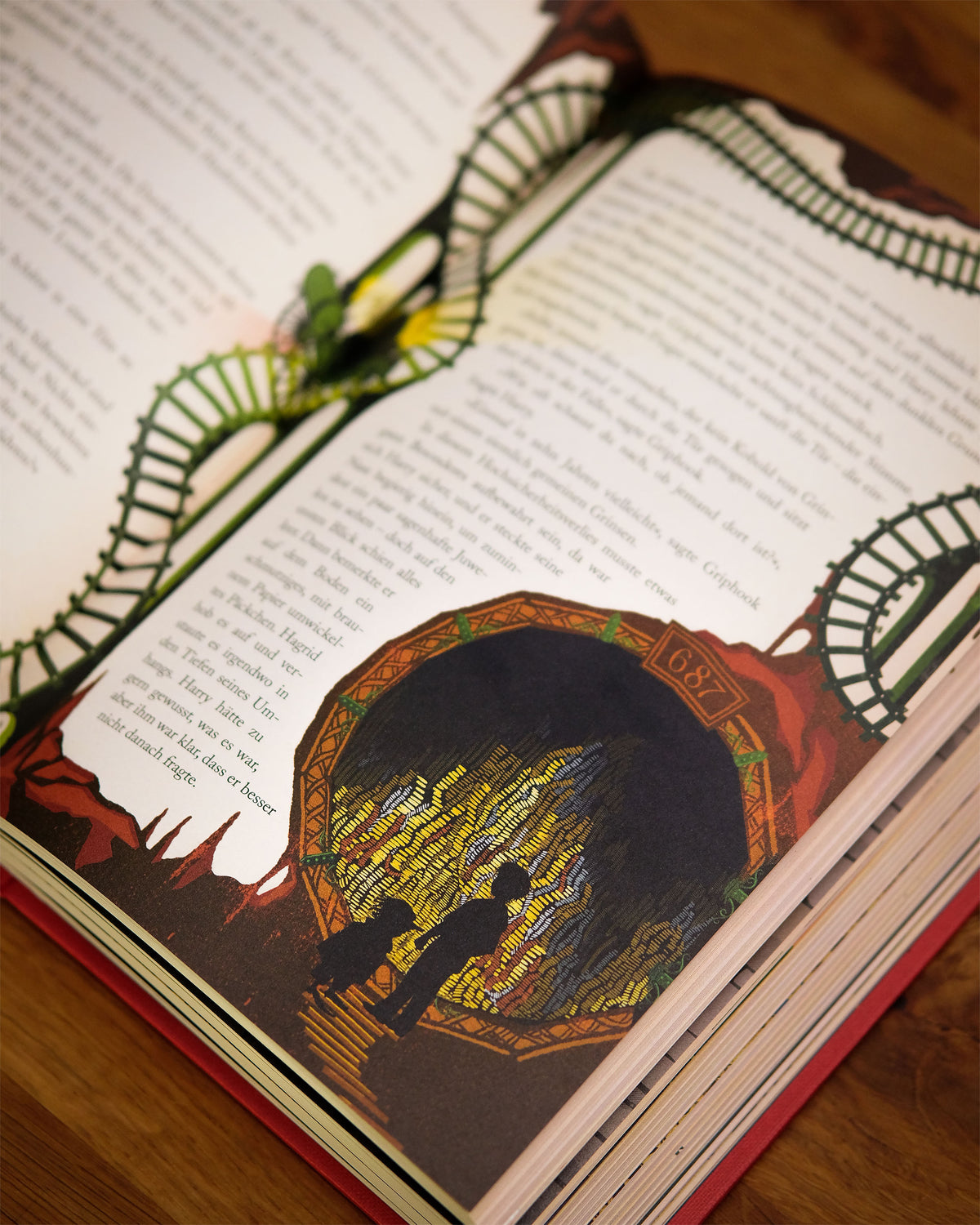 Zdjęcie produktu Harry Potter i Kamień Filozoficzny - wydanie MinaLima