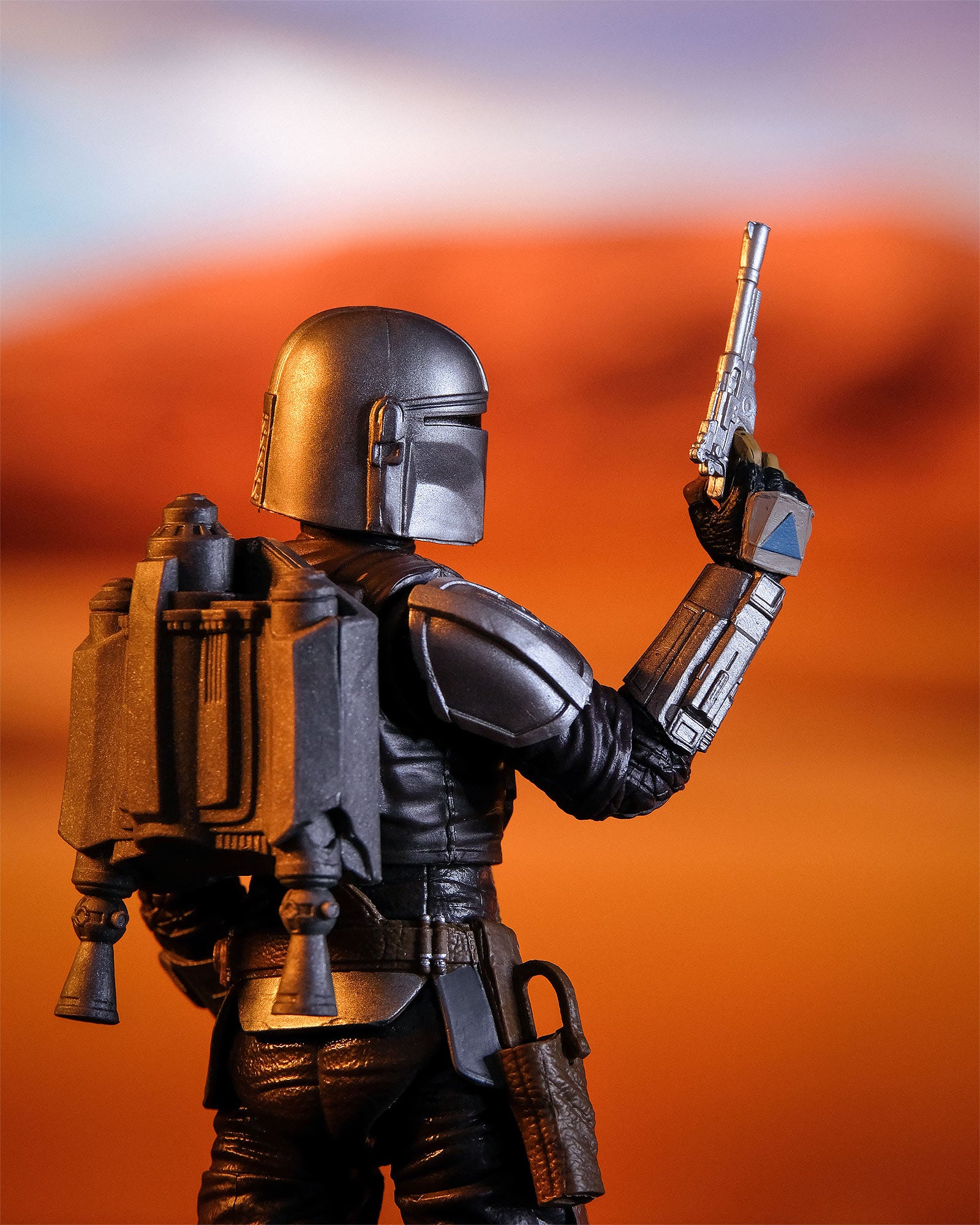 Zdjęcie produktu Mandalorian Akcja Deluxe Figurka 15 cm - Star Wars The Mandalorian