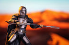 Zdjęcie produktu Mandalorian Akcja Deluxe Figurka 15 cm - Star Wars The Mandalorian
