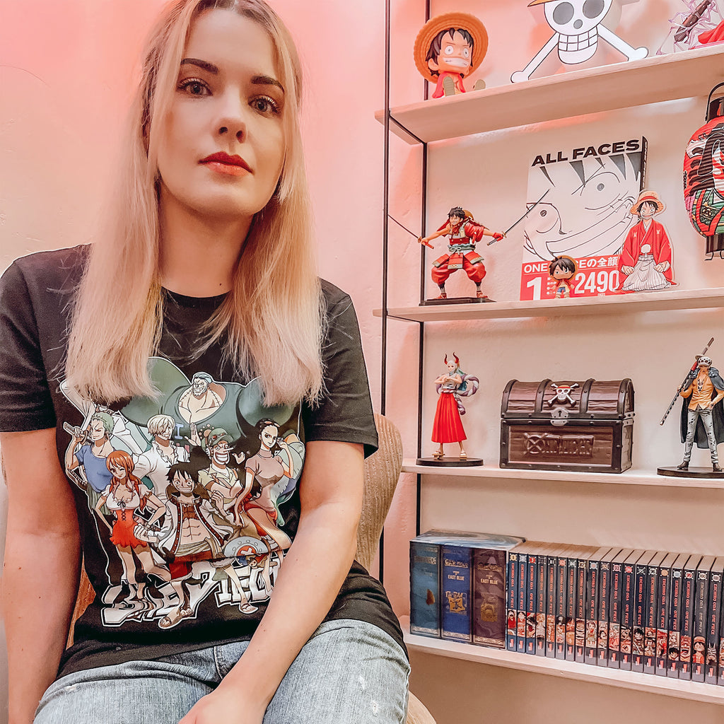 Zdjęcie produktu One Piece - Koszulka Ruffy z załogą Słomkowego Kapelusza czarna